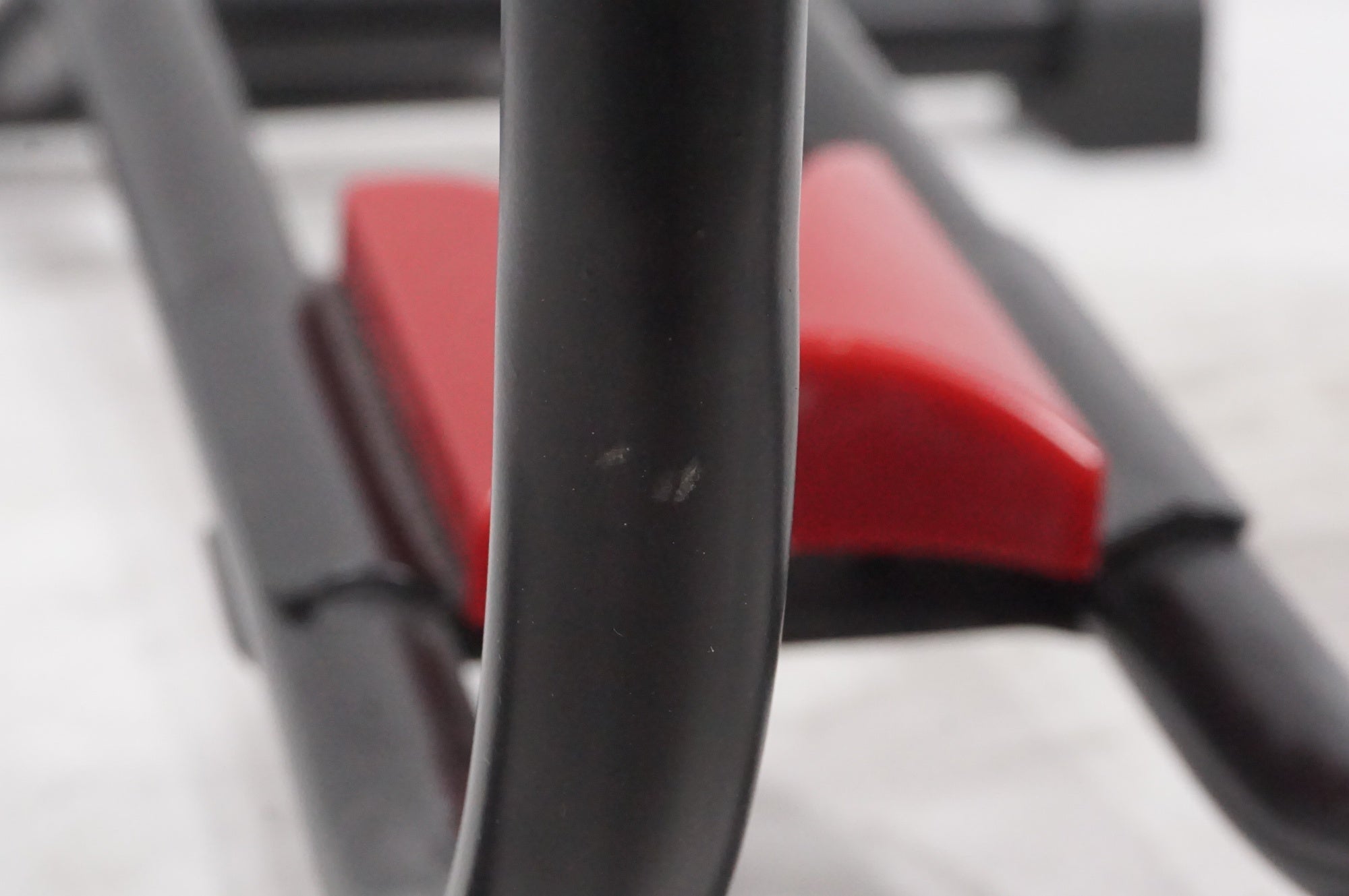 VELOLINE 「ベロライン」 ディスプレイスタンド / AKIBA店