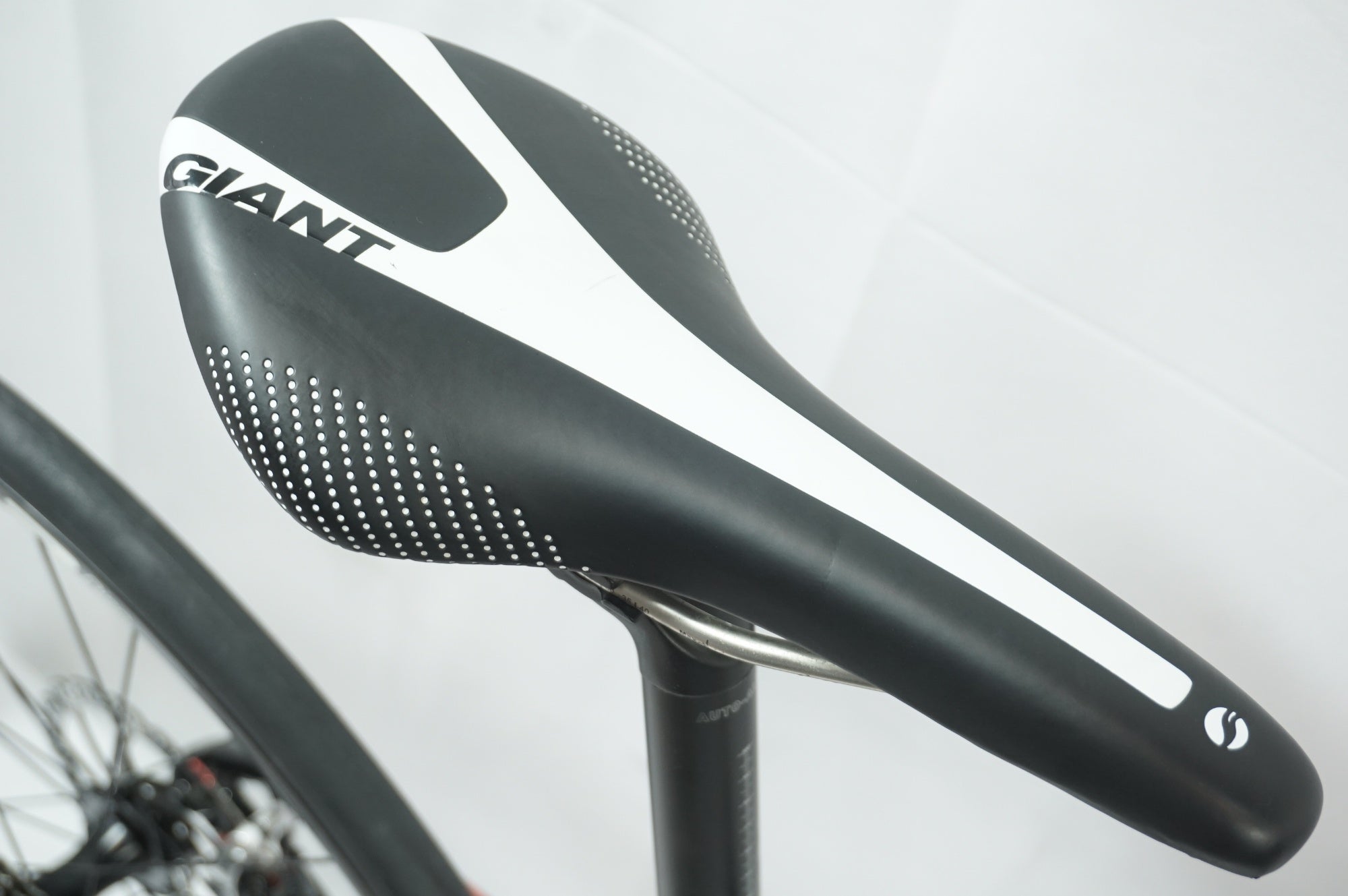 GIANT 「ジャイアント」 DEFY ADVANCED 3 2016年 ロードバイク