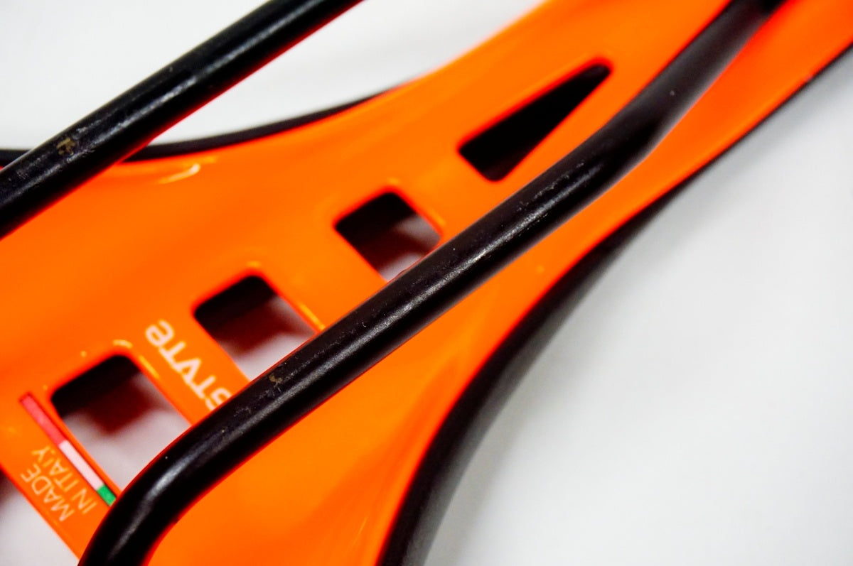 ASTUTE 「アスチュート」 SKYLINE VT サドル / 名古屋大須店