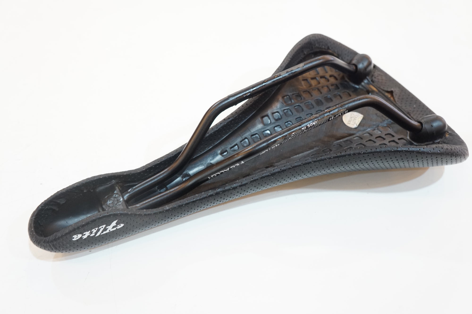 SELLE ITALIA 「セラ イタリア」 FLITE 1990 サドル / バイチャリ浦和ベース