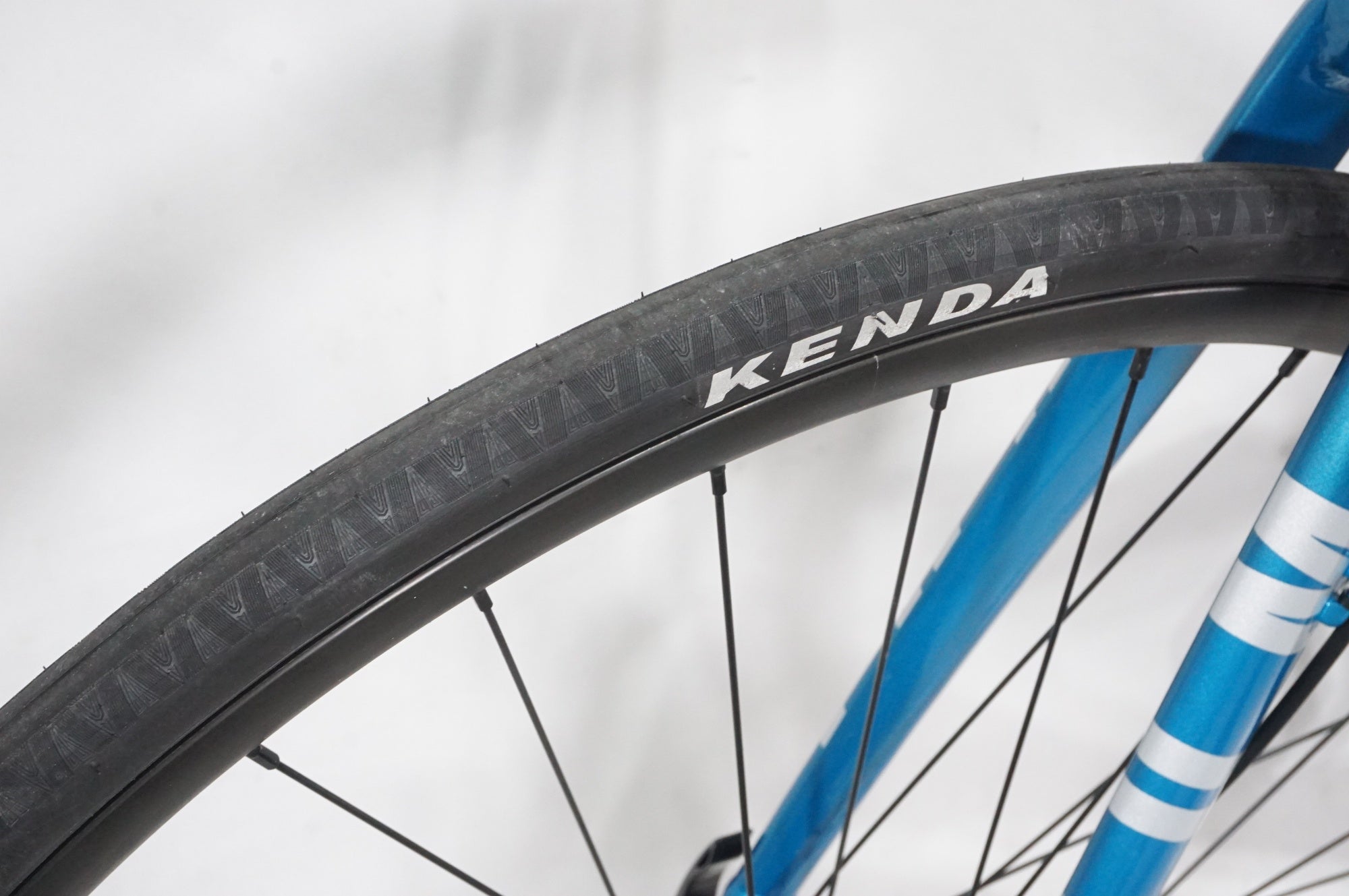 BIANCHI 「ビアンキ」 ROMA3 DISC 2022年モデル クロスバイク / AKIBA店