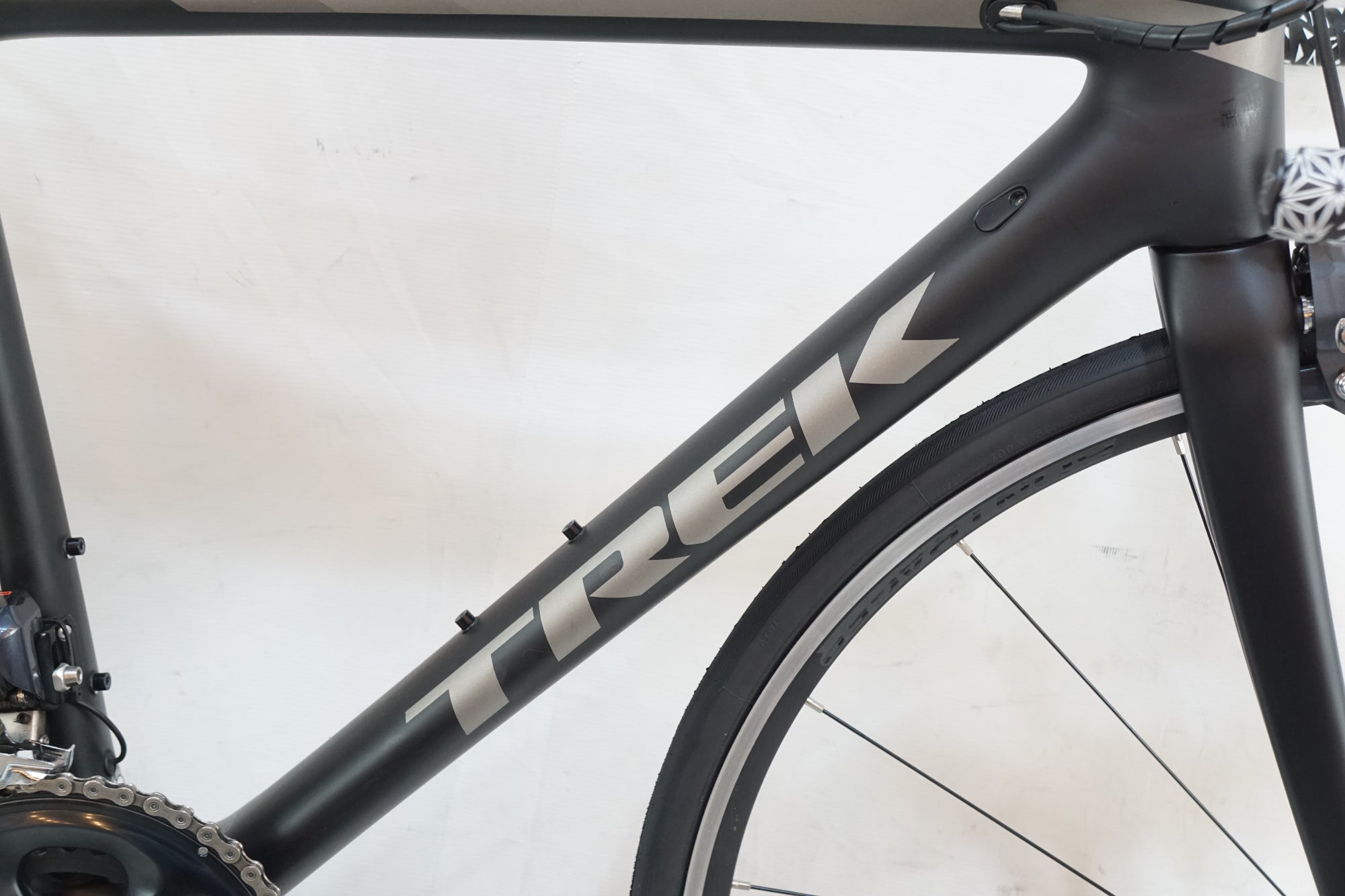 TREK 「トレック」 EMONDA SL 6 2019年モデル ロードバイク / バイチャリ浦和ベース