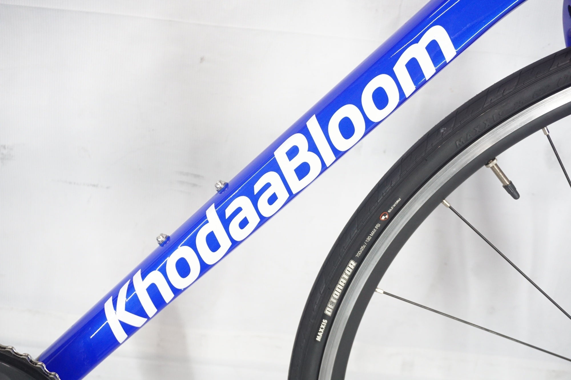 KHODAABLOOM 「コーダーブルーム」 FARNA CLARIS 2023年モデル ロードバイク / 阪急塚口店