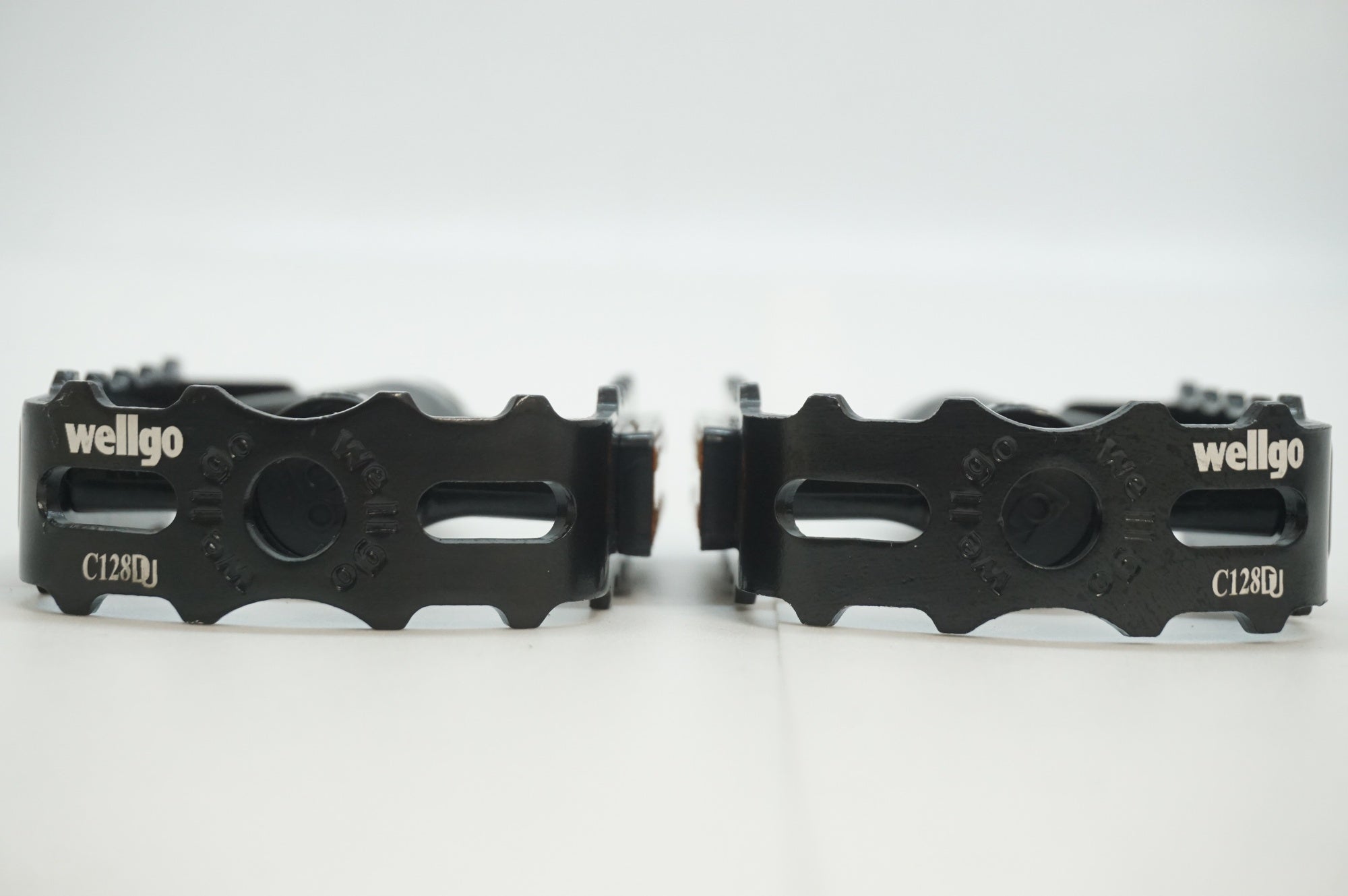 WELLGO 「ウェルゴ」 C128DJ ペダル / 福岡店