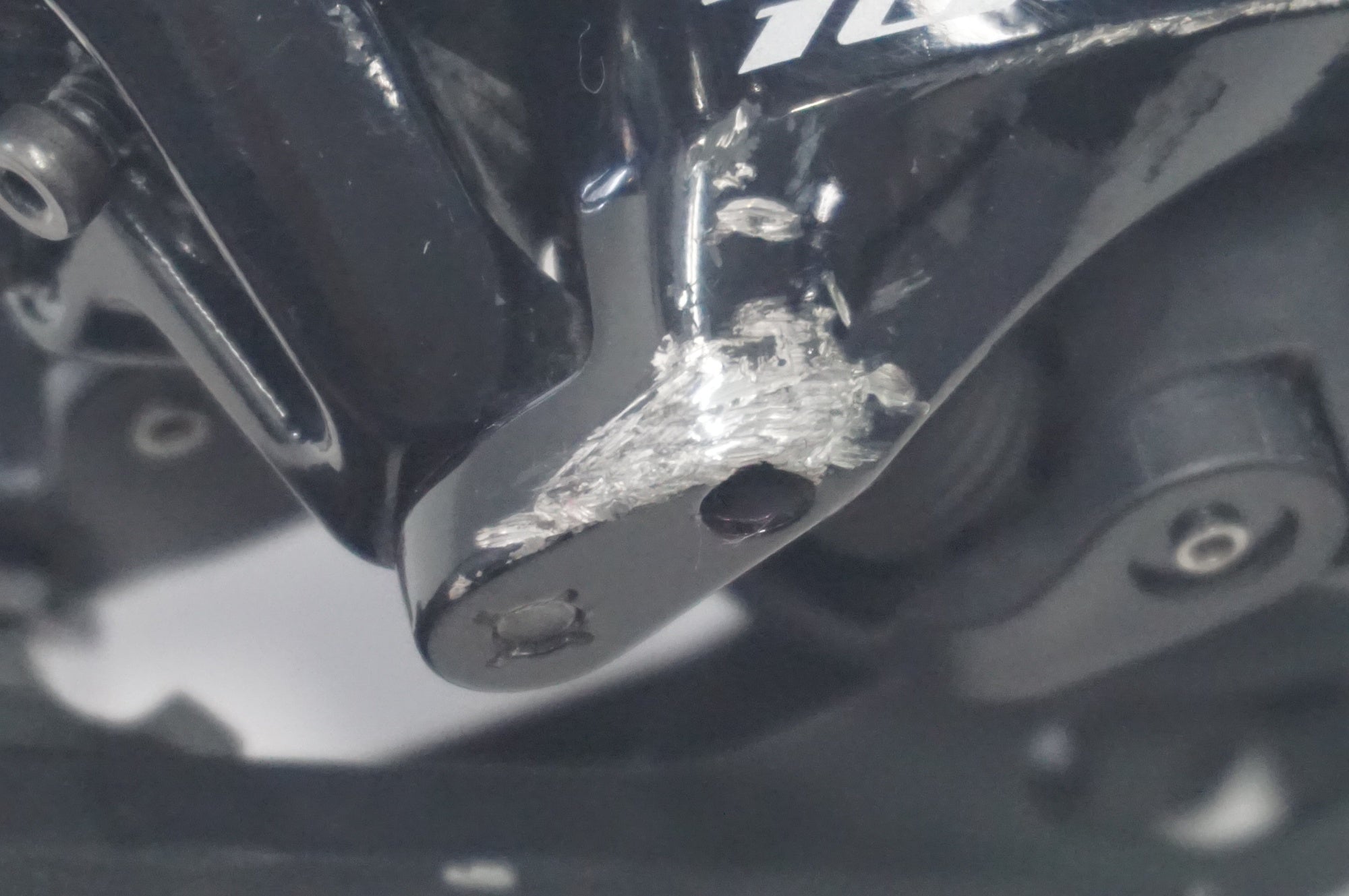 SHIMANO 「シマノ」 105 RD-R7000 リアディレイラー / 福岡店