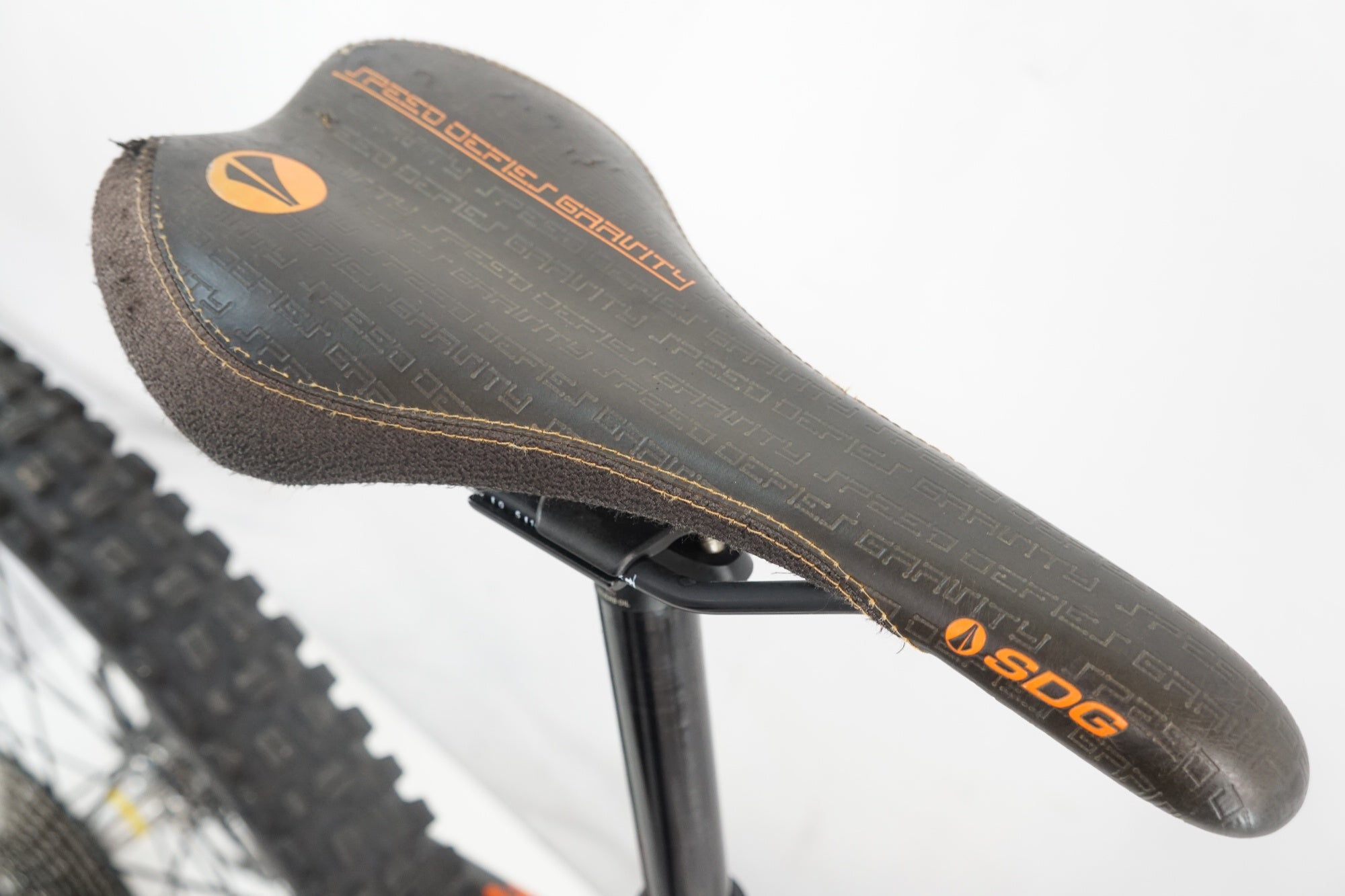 MONDRAKER 「モンドレイカー」 DUNE CARBON R 2016年モデル