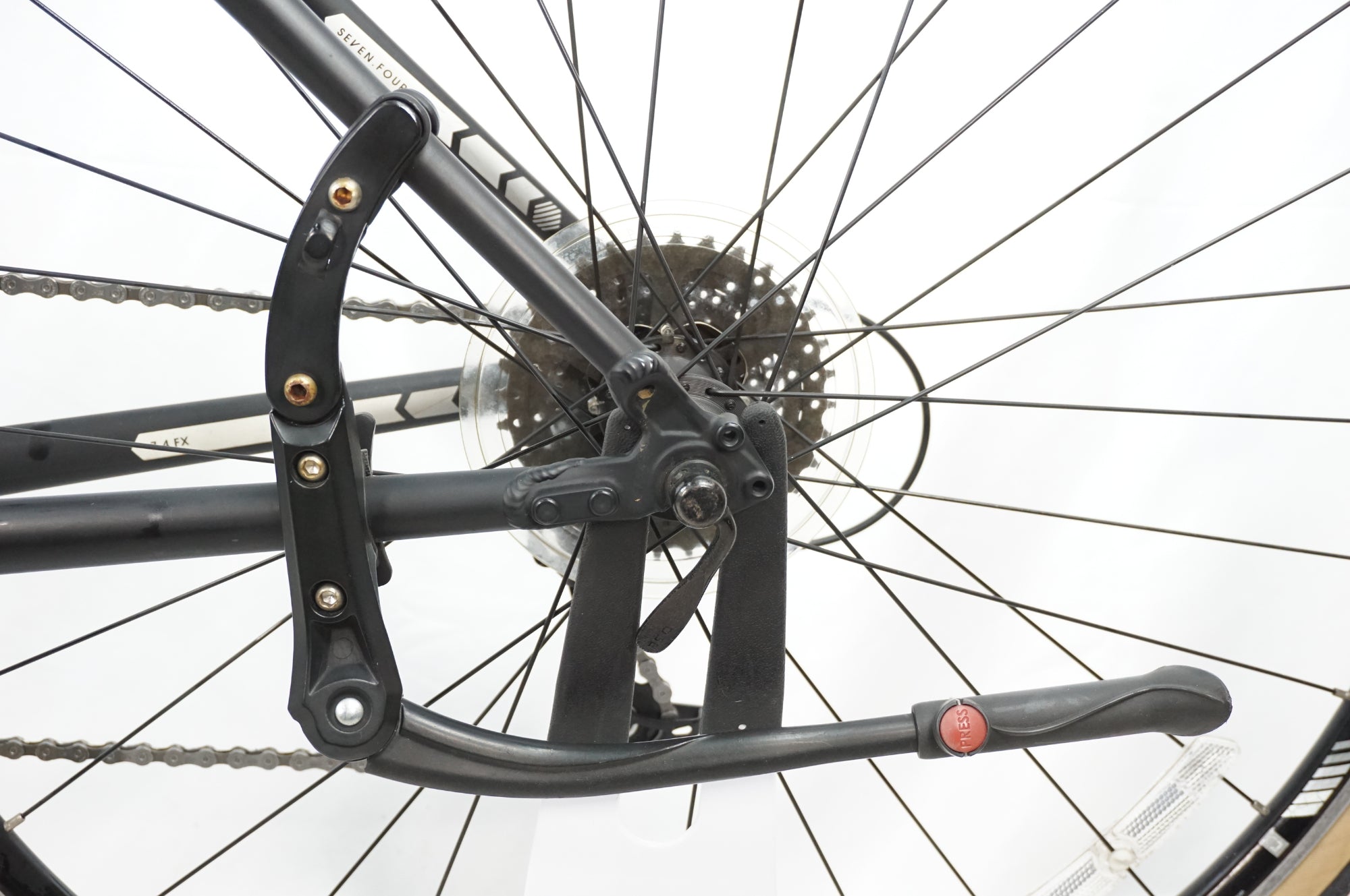 TREK 「トレック」 FX7.4 2015年頃 クロスバイク / 川越店