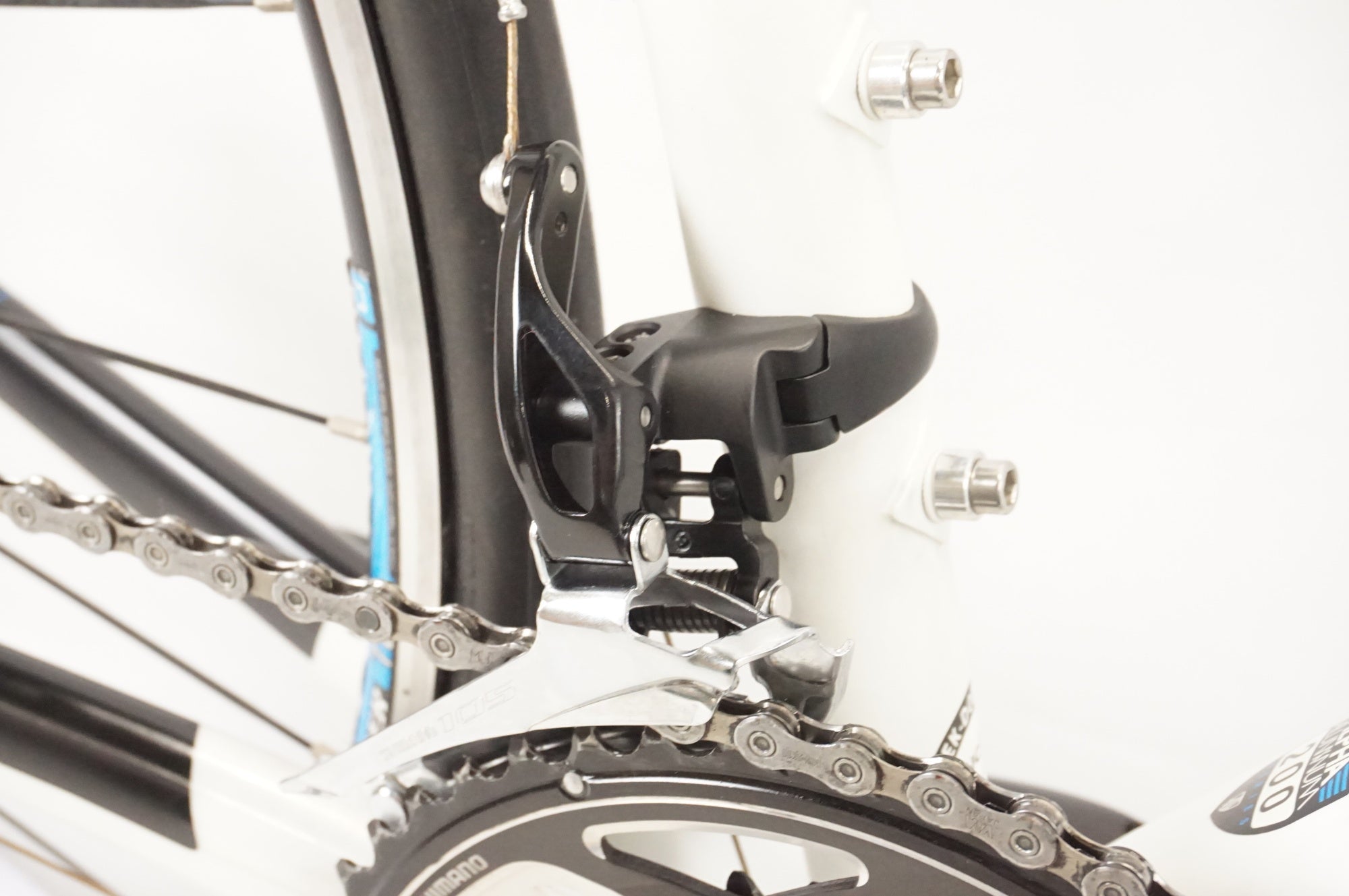 TREK 「トレック」 DOMANE 2.3 2015年モデル ロードバイク TREK 「トレック」 DOMANE 2.3 2015年モデル ロードバイク