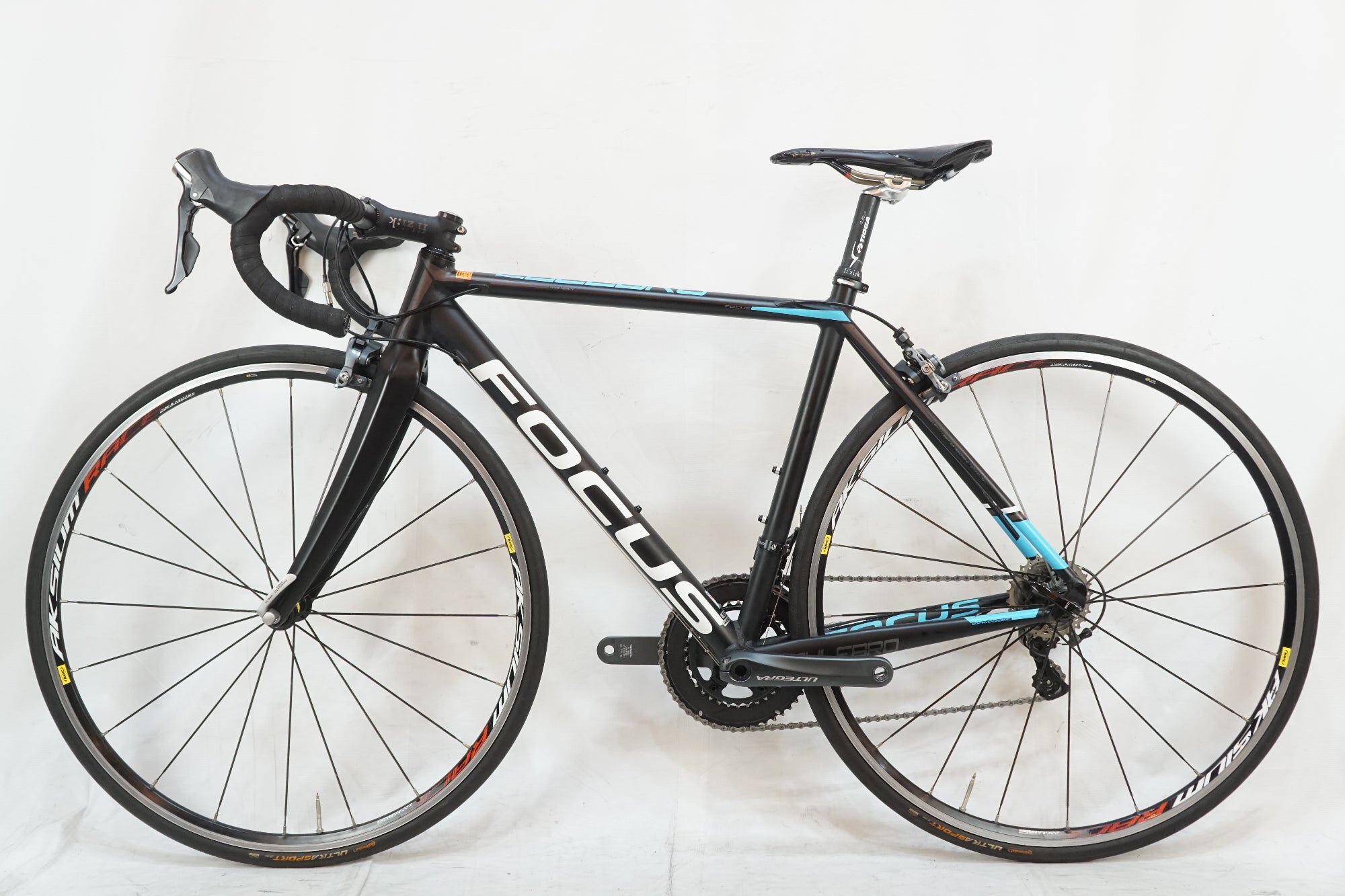 FOCUS 「フォーカス」 CULEBRO SL 2.0 2015年モデル ロードバイク FOCUS 「フォーカス」 CULEBRO SL 2.0 2015年モデル ロードバイク