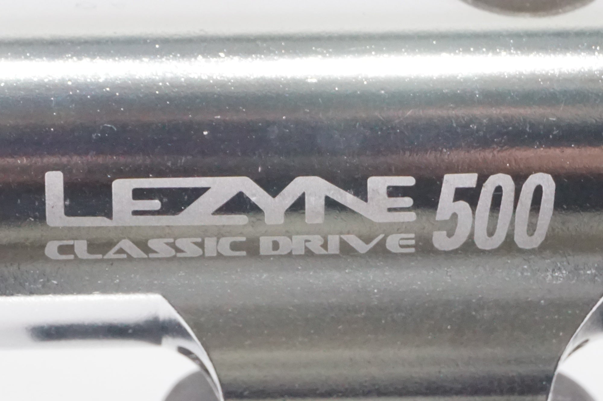 LEZYNE 「レザイン」 CLASSIC DRIVE 500 フロントライト / AKIBA店