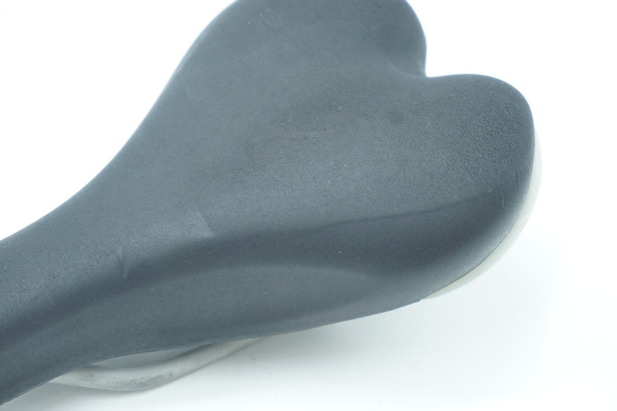 SELLE ROYAL「セラロイヤル」 WING GEL サドル/ 京都西院店