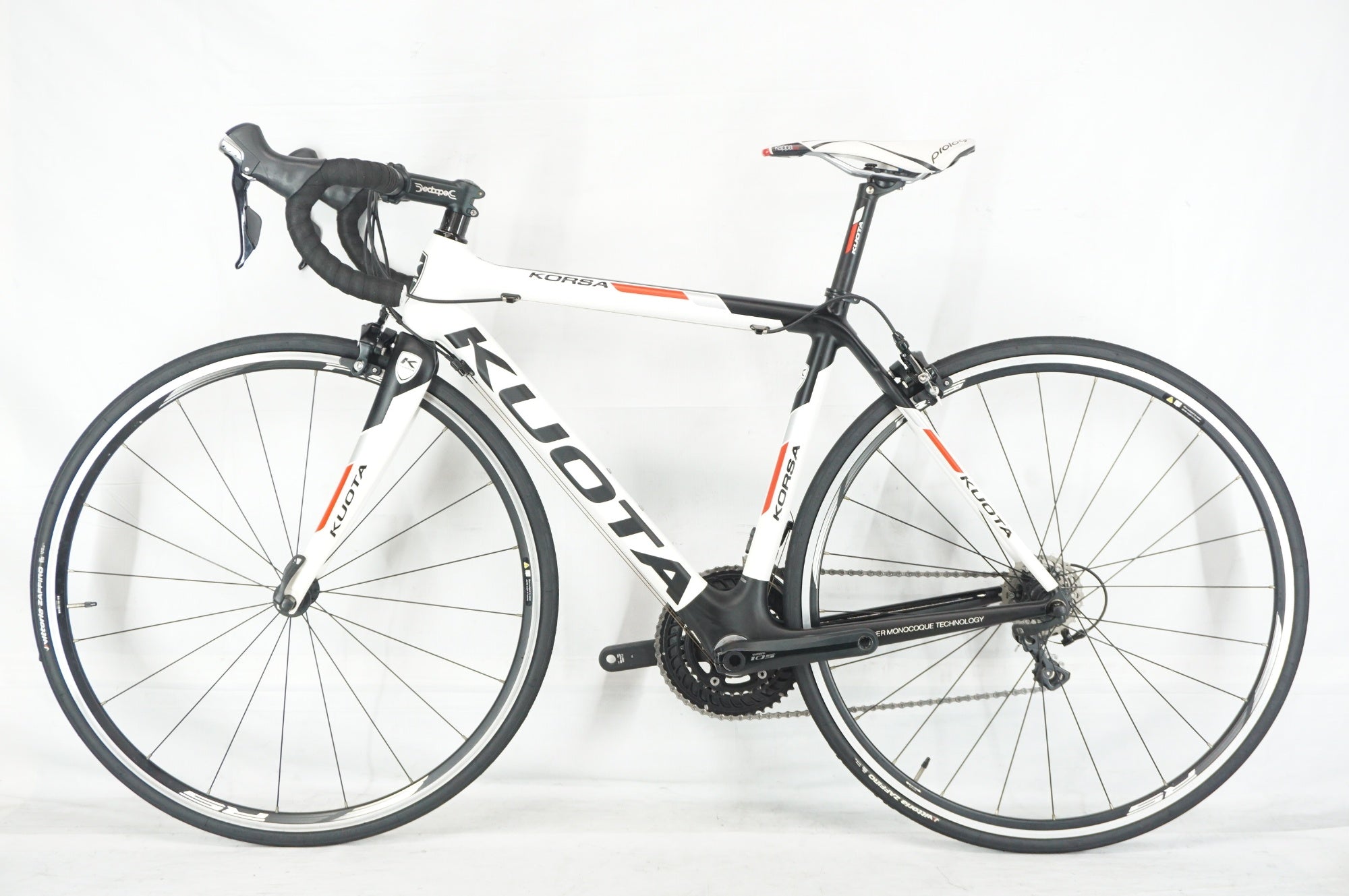 KUOTA 「クオータ」 KORSA 105 2015年モデル ロードバイク