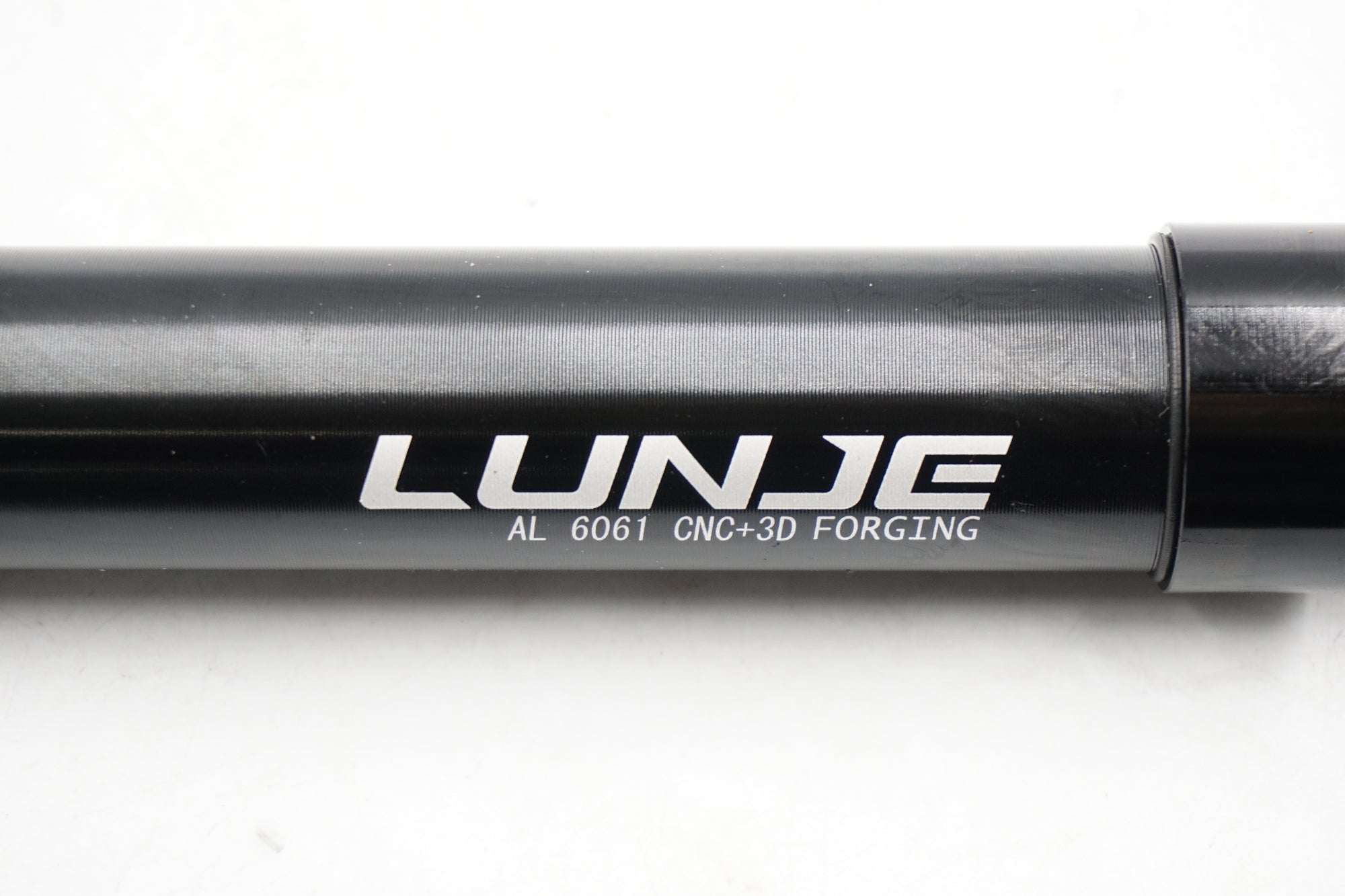 LUNJE 「ルンジェ」 Φ27.2 350mm シートポスト / 奈良店