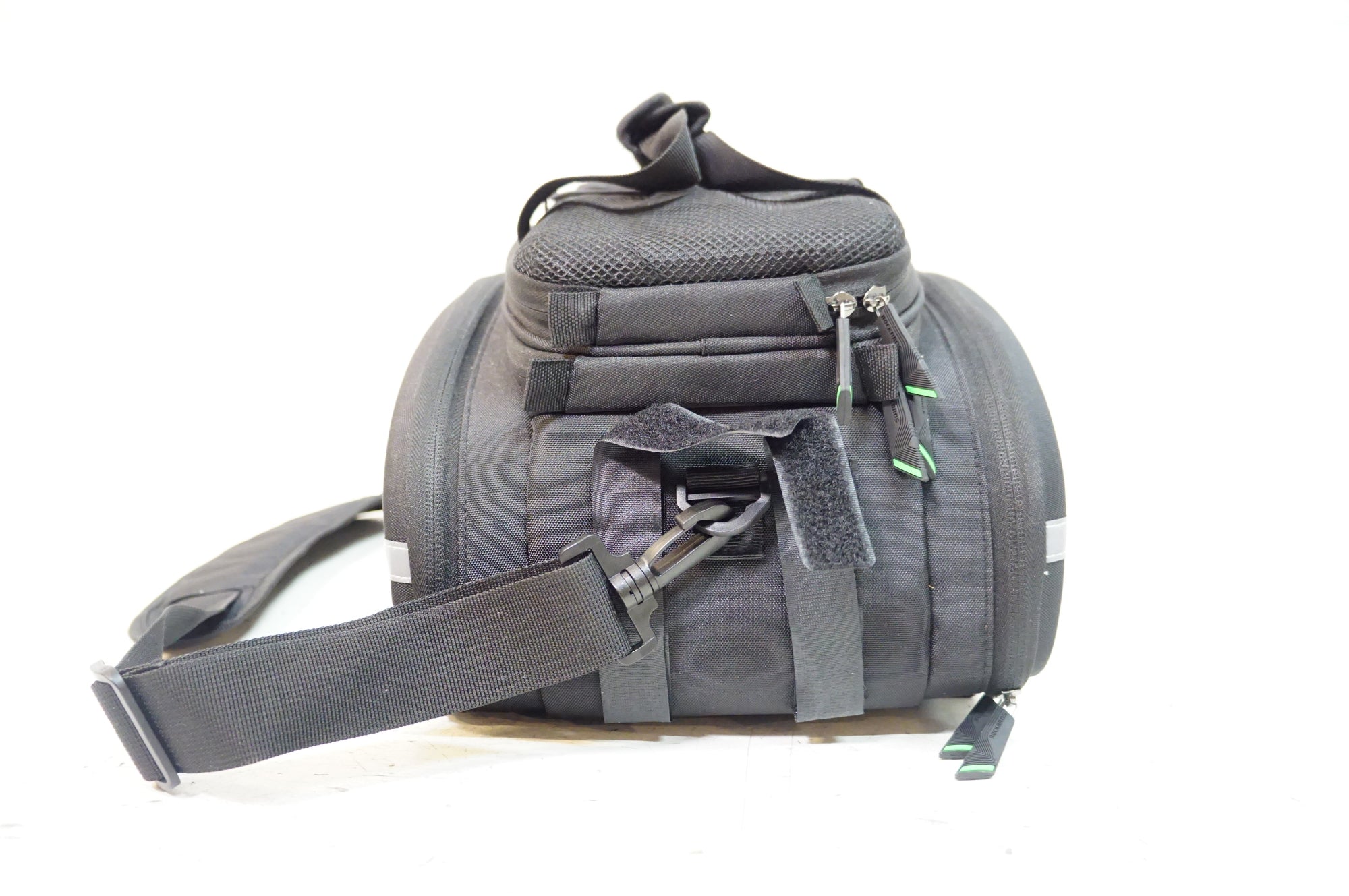 ROCKBROS 「ロックブロス」 リアキャリアバッグ / 熊谷本店