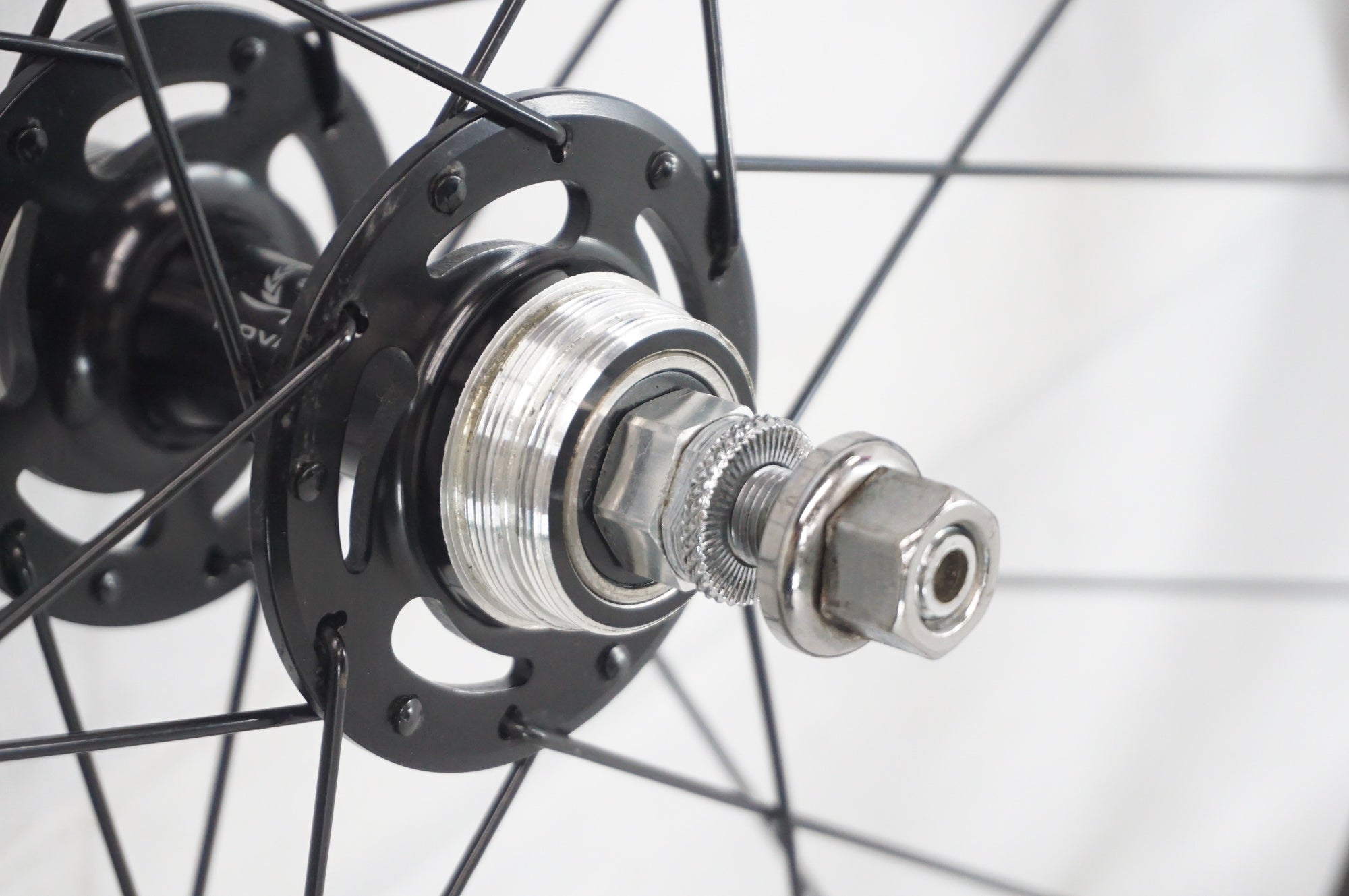 ブランド不明 シングル カーボンホイールセット / 阪急塚口店