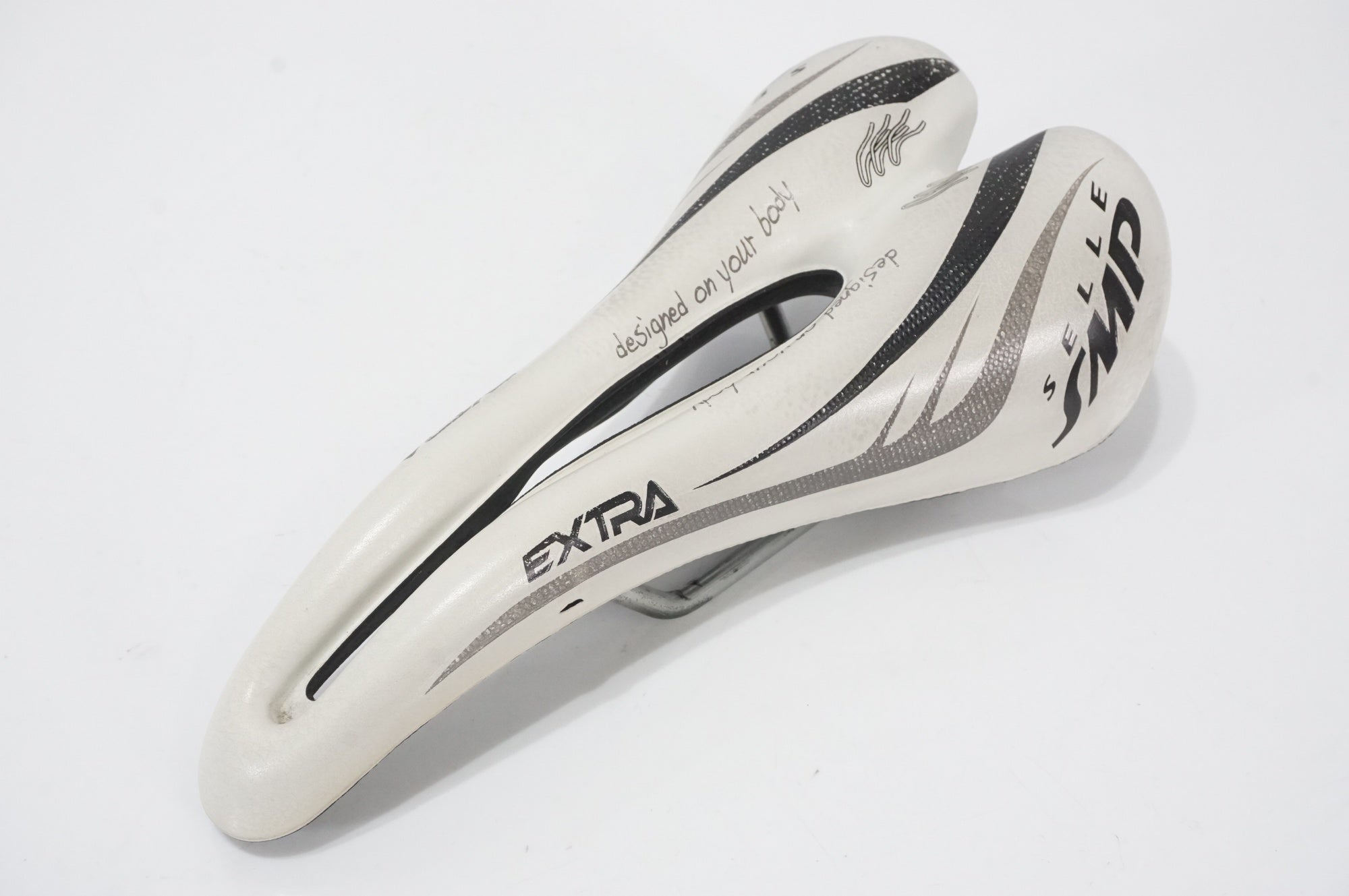 SELLE SMP 「セラエスエムピー」 EXTRA サドル / AKIBA店