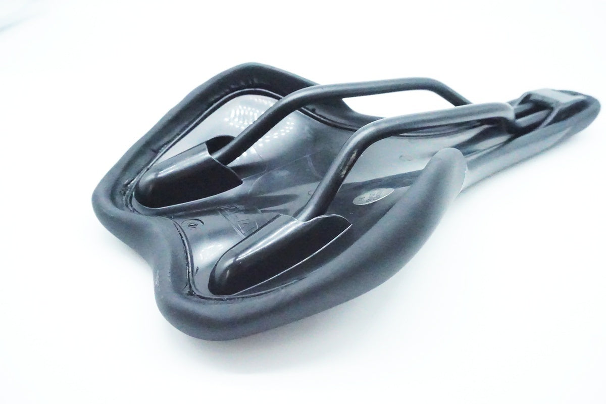 SELLE ITARIA「セライタリア」 X3 サドル/ 京都西院店