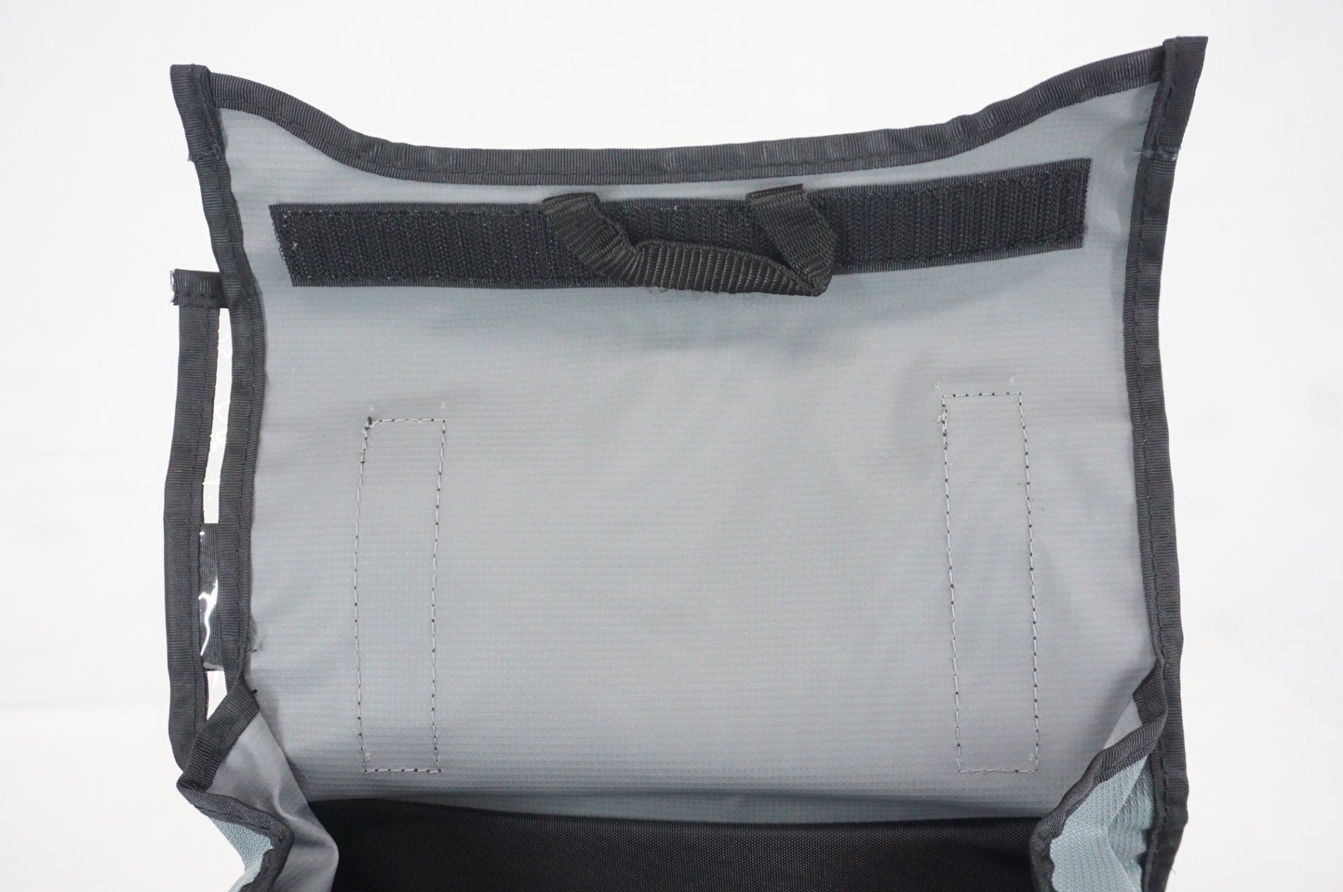 OSTRICH 「オーストリッチ」 F-303K フロントバッグ / 阪急塚口店