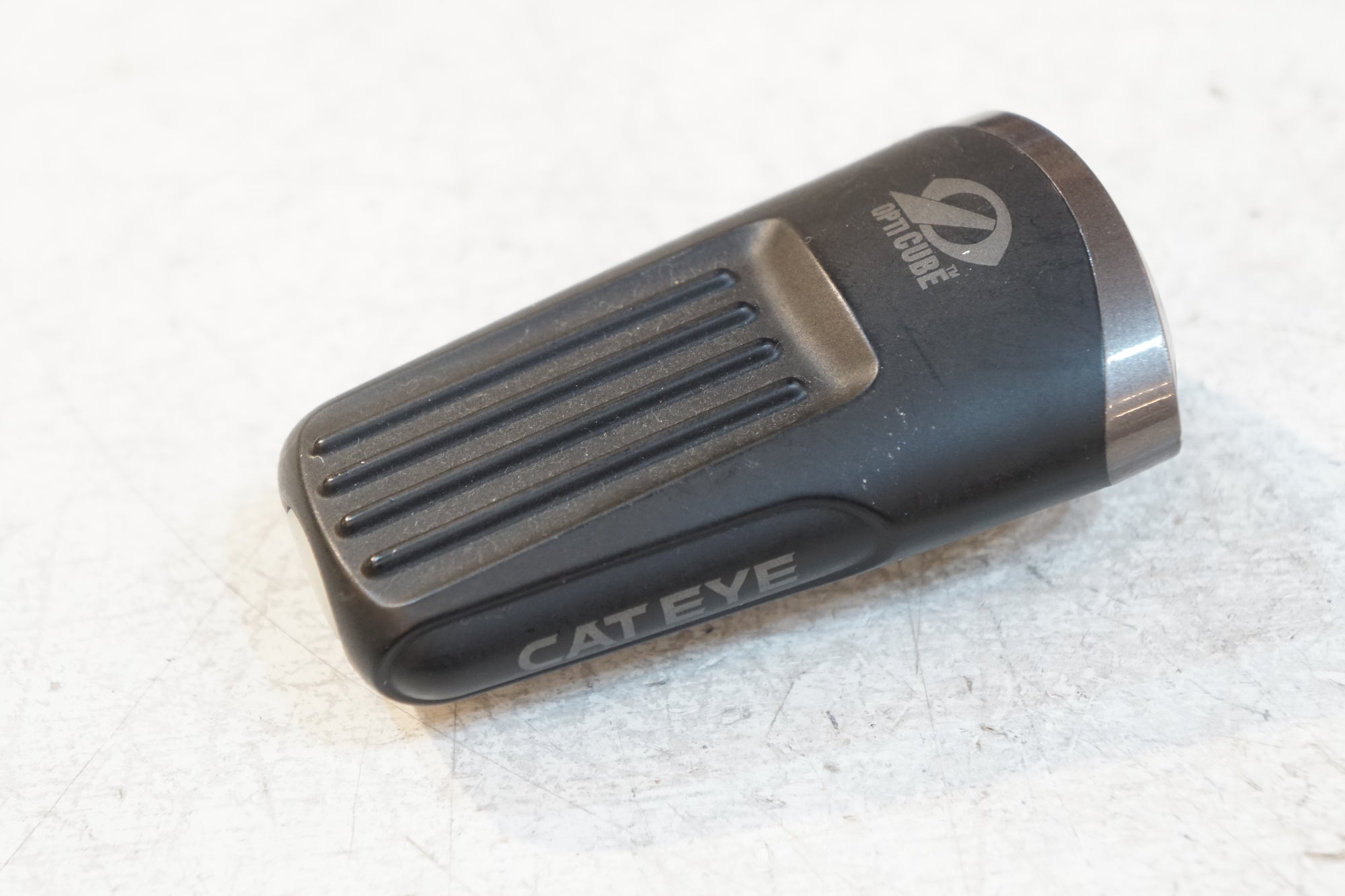 CATEYE 「キャットアイ」 HL-EL620RC フロントライト / バイチャリ浦和ベース