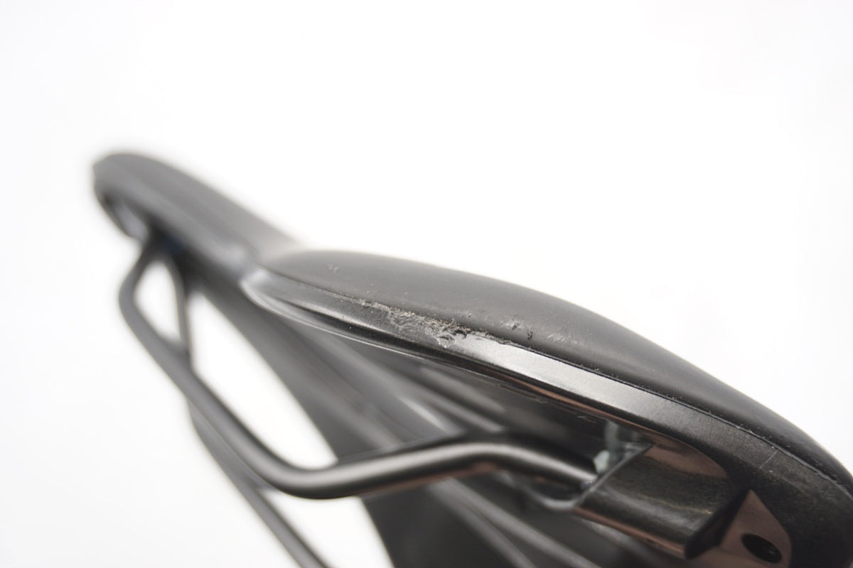 SELLE ITALIA 「セライタリア」 NOVUS BOOST EVO サドル / 奈良店