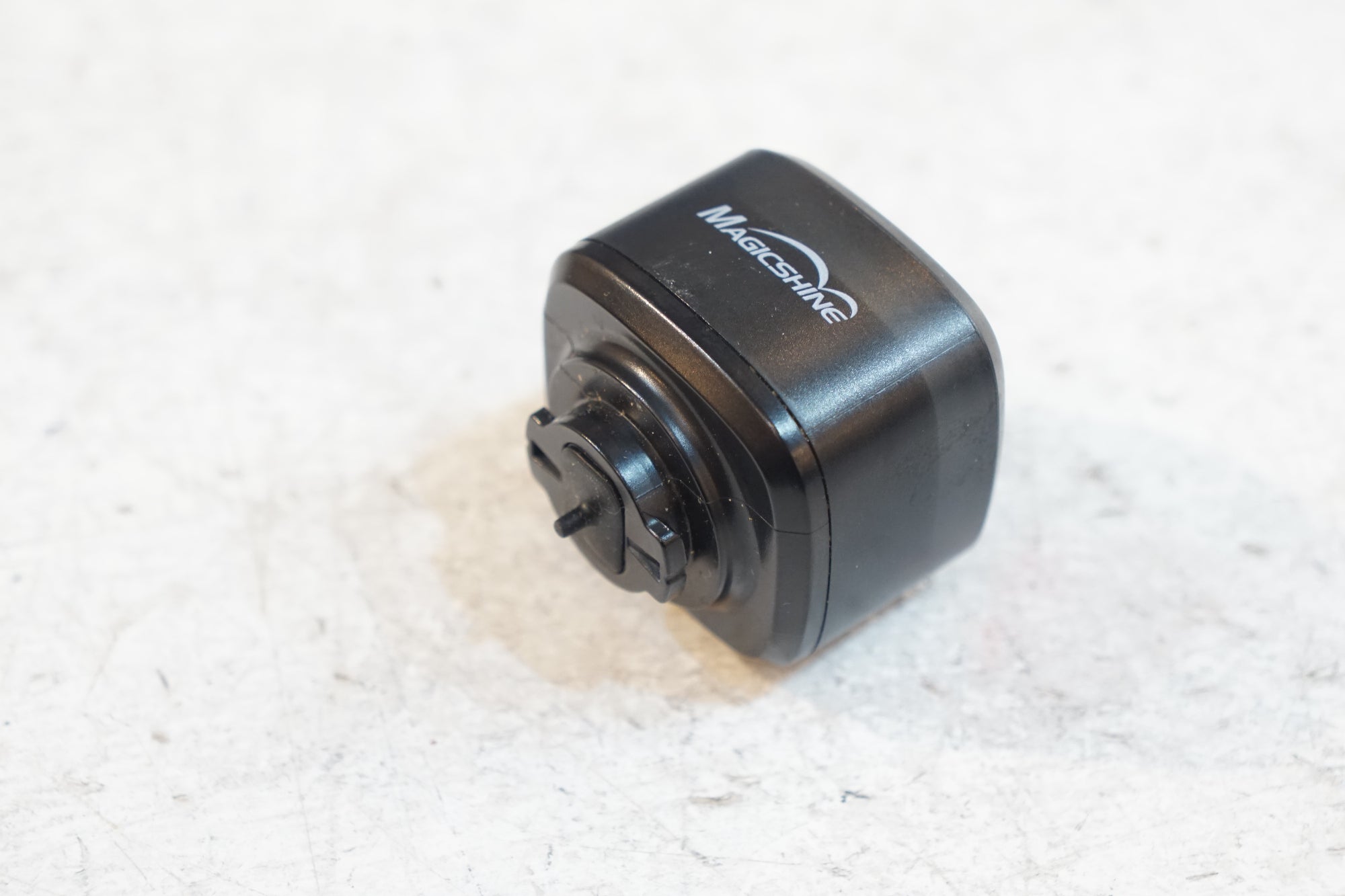 OLIGHT 「オーライト」 RN120C リアライト / バイチャリ浦和ベース