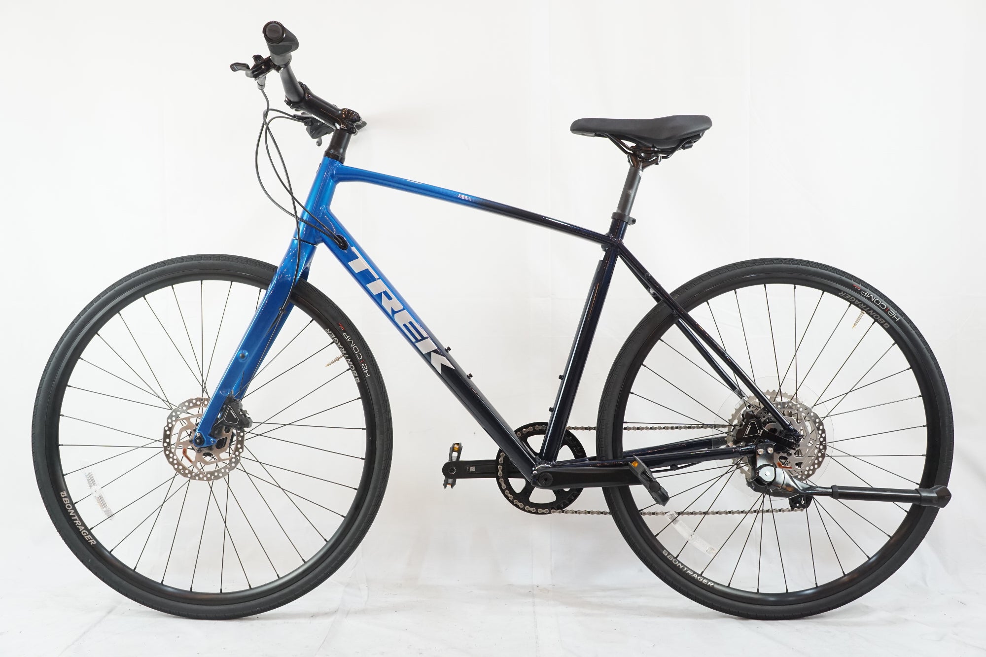 TREK 「トレック」 FX3 DISC 2023年モデル クロスバイク