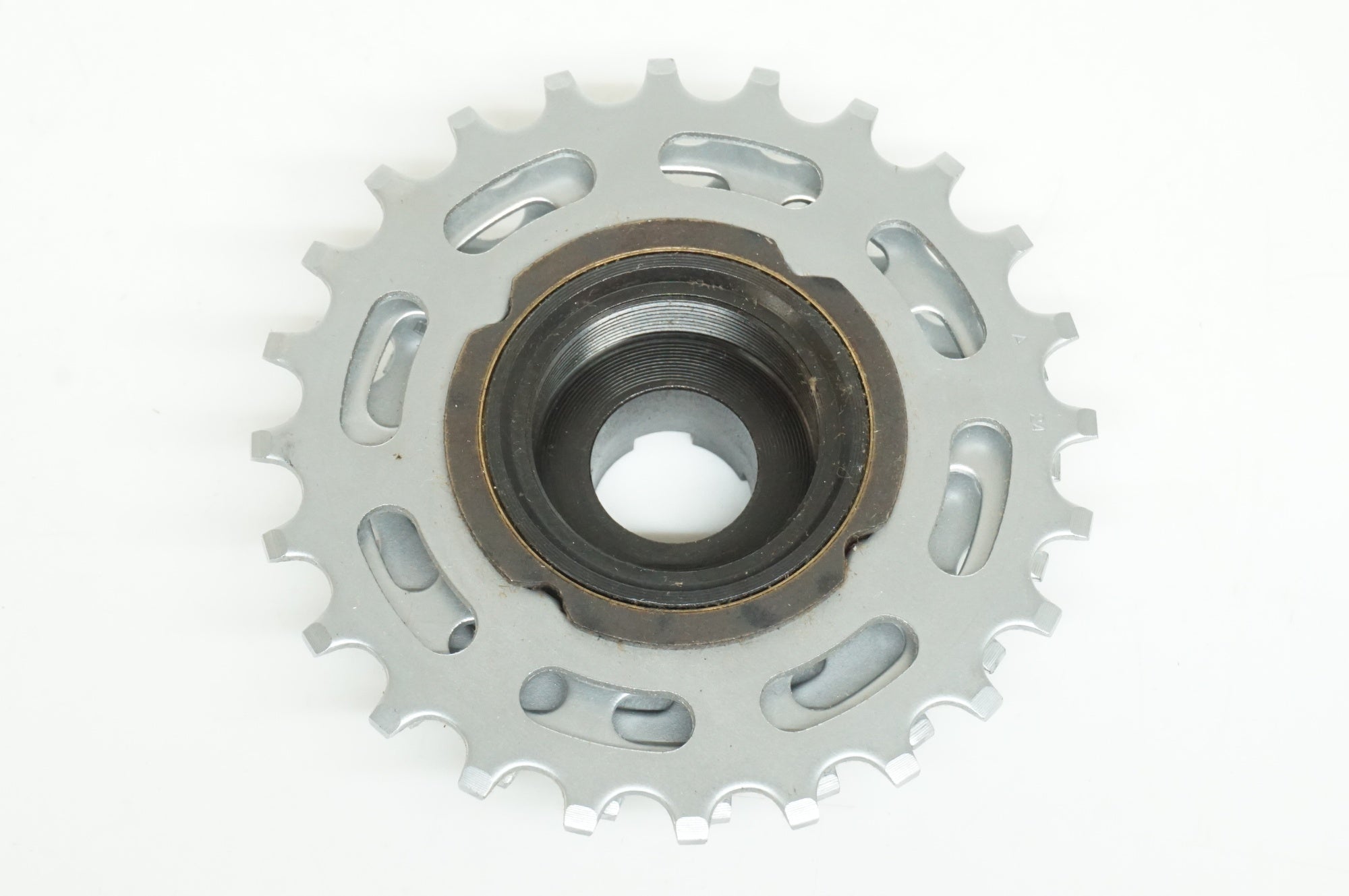 SUNTOUR 「サンツアー」 WINNER PRO ボスフリー 6S 14-24T