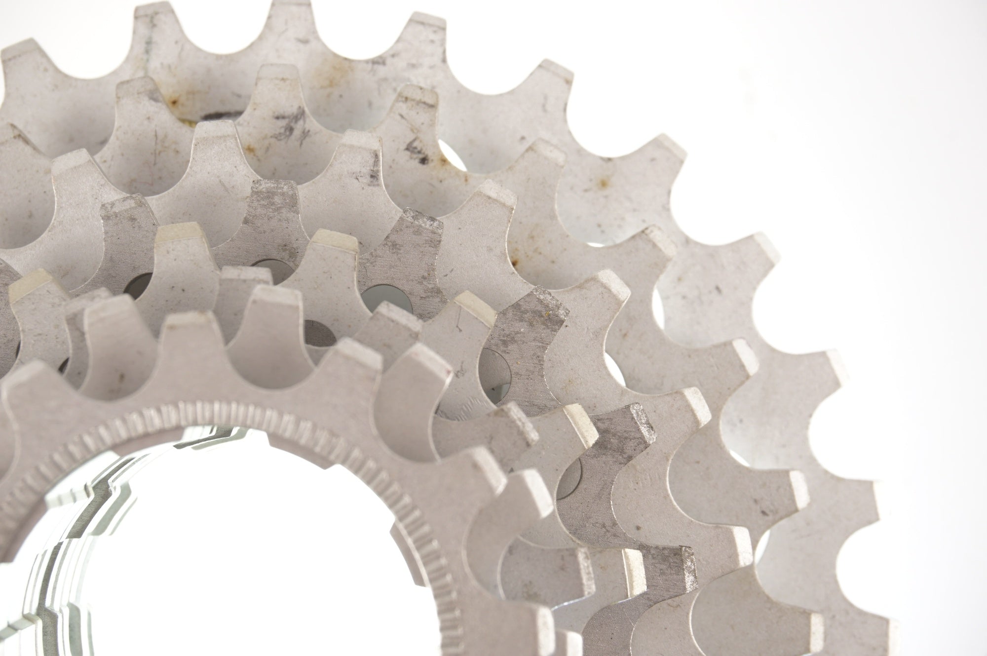DT HÜGI 「ディーティーヒューギ」 ALU SPROCKET 8S 12-28T スプロケット / 中目黒店