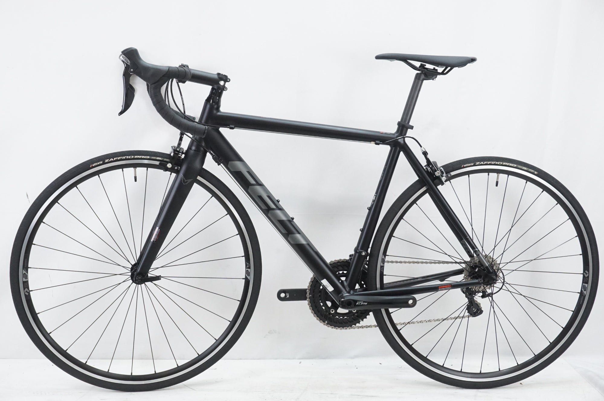レース入門にオススメ！FELT フェルト F75が入荷しました