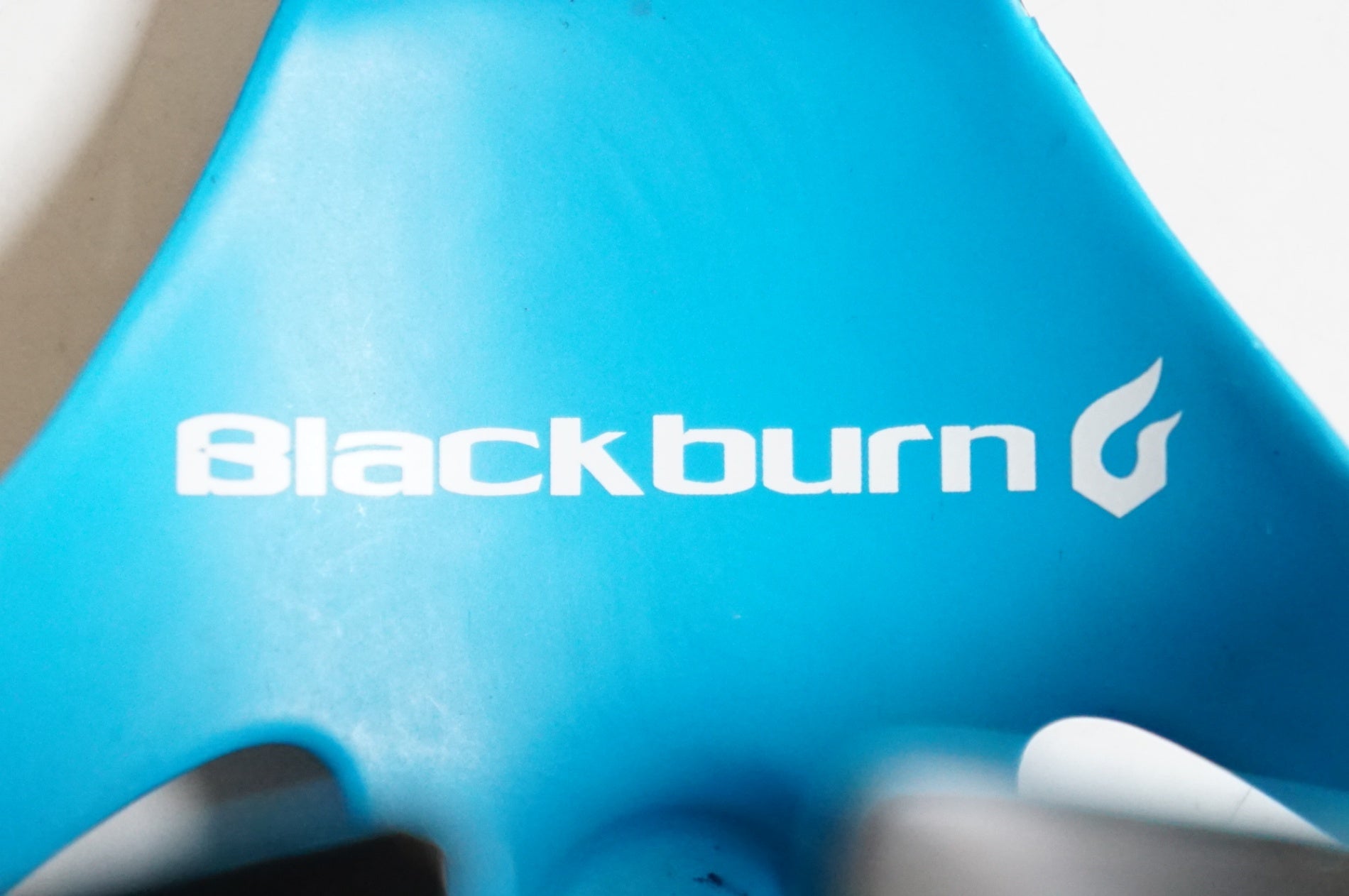 BLACKBURN 「ブラックバーン」 CAMBER UD CARBON ボトルケージセット / 熊谷本店
