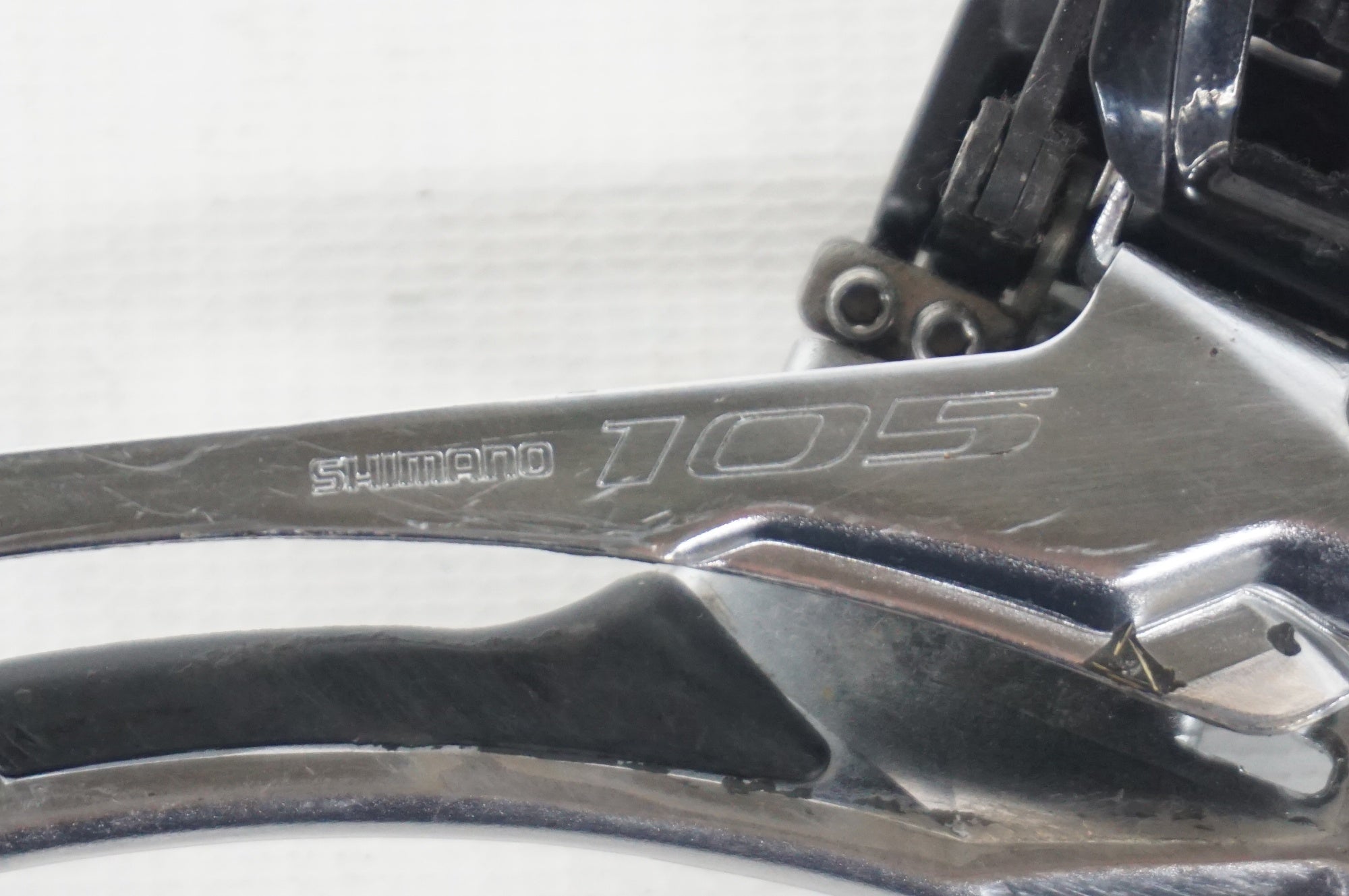 SHIMANO 「シマノ」 105 FD-5801 フロントディレイラー / 阪急塚口店