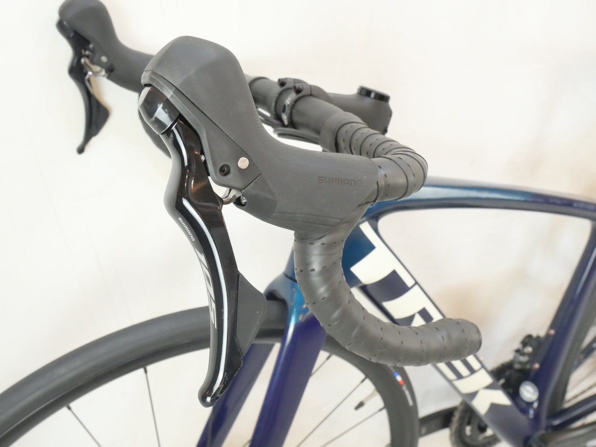 TREK 「トレック」 EMONDA SL5 2024年モデル ロードバイク / バイチャリ浦和ベース