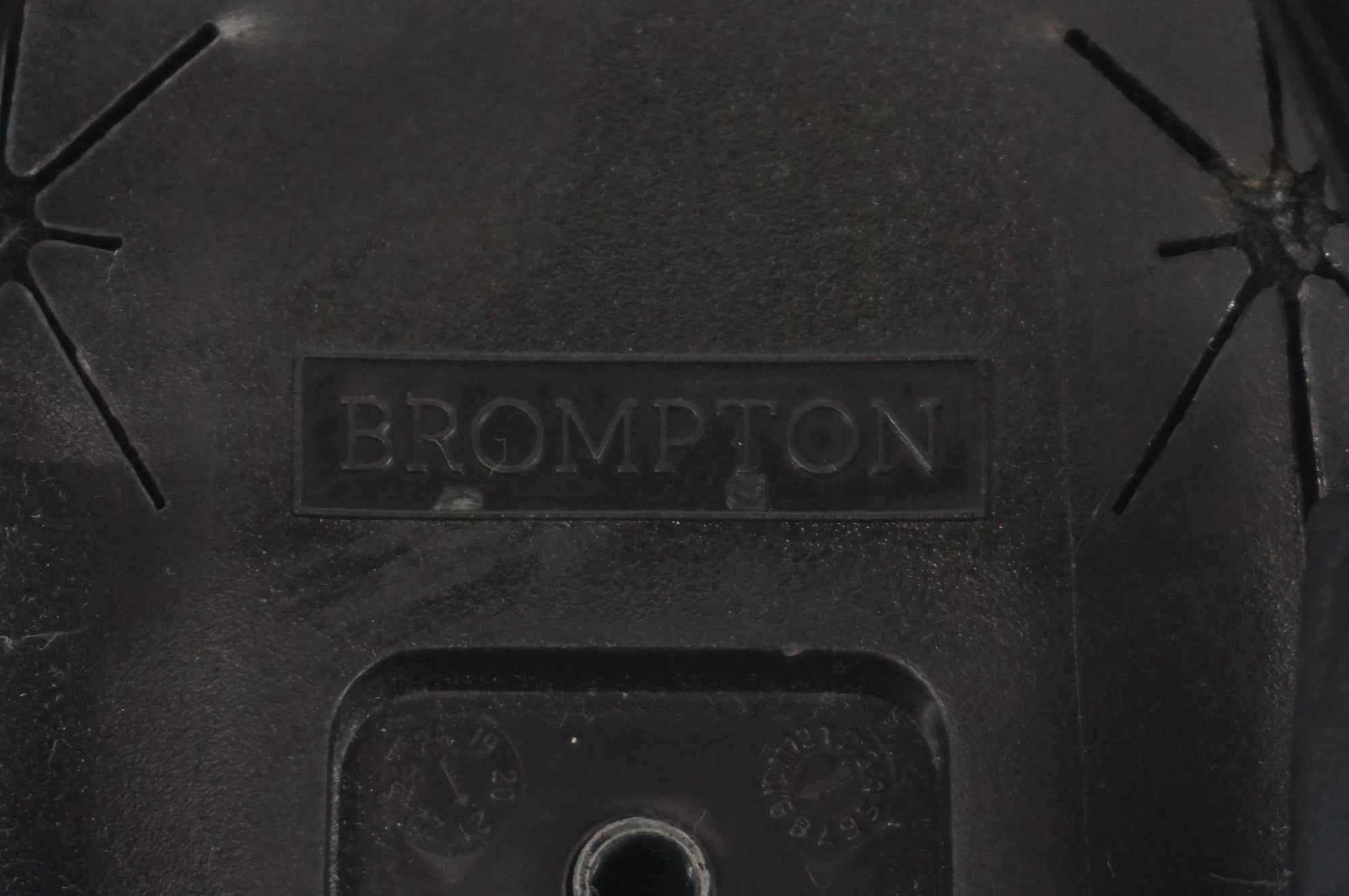 BROMPTON 「ブロンプトン」 純正 サドル / 阪急塚口店 ｜ バイチャリ
