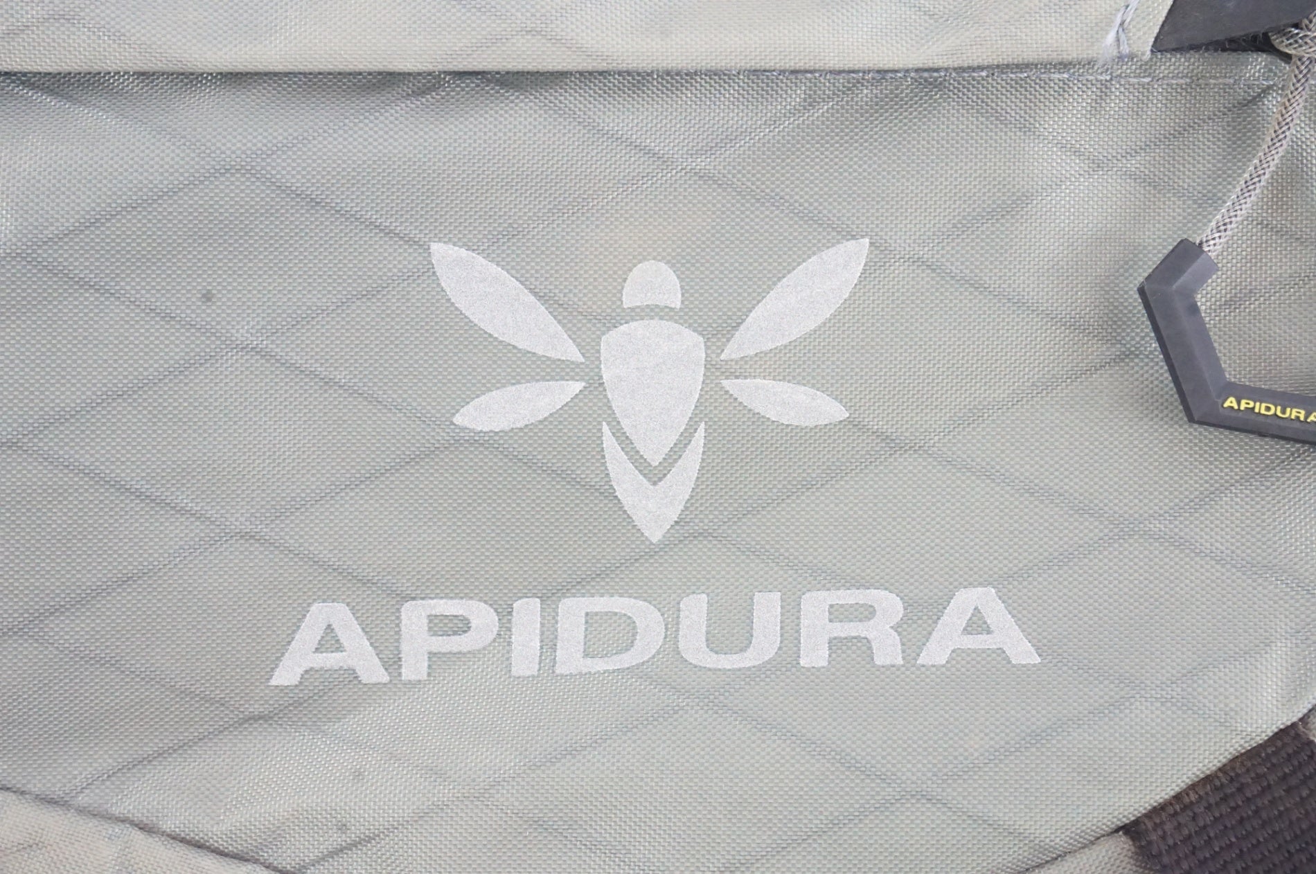 APIDURA 「アピデュラ」 FRAME PACK ROAD MEDIUM 7.4L フレームバッグ / 宇都宮店