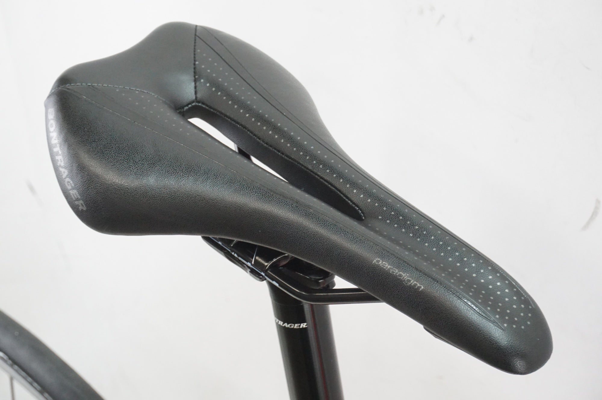 TREK 「トレック」 EMONDA ALR 4 2016年モデル ロードバイク / 大宮店