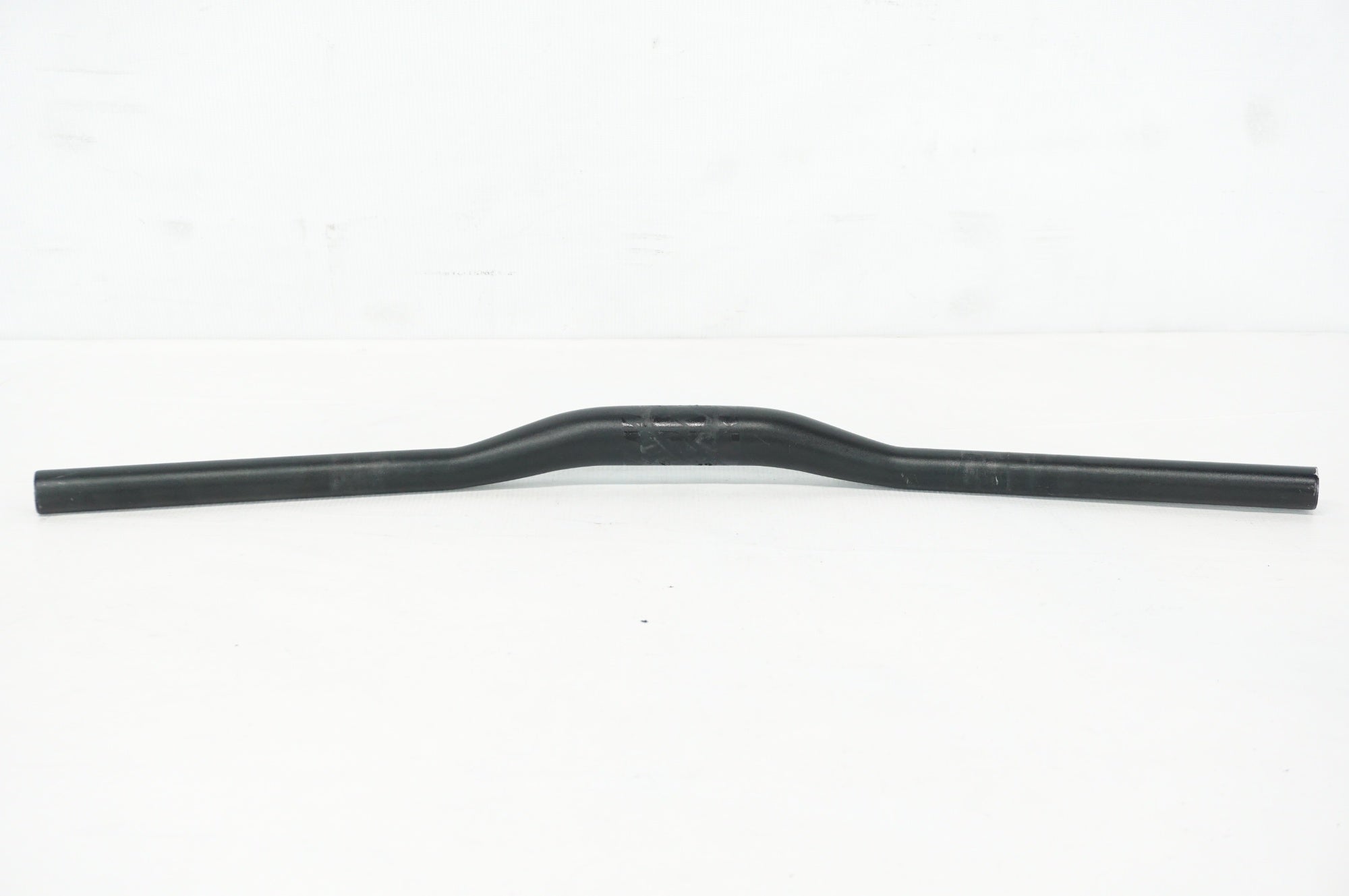 KONA 「コナ」 純正 Φ31.8 640mm ハンドル / 阪急塚口店