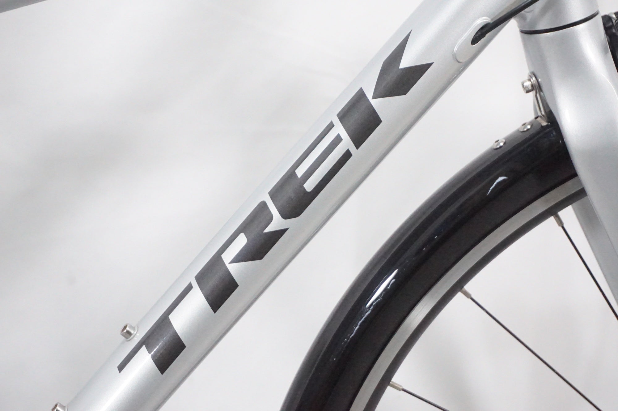 TREK 「トレック」 FX SPORT 4 2017年モデル クロスバイク / AKIBA店