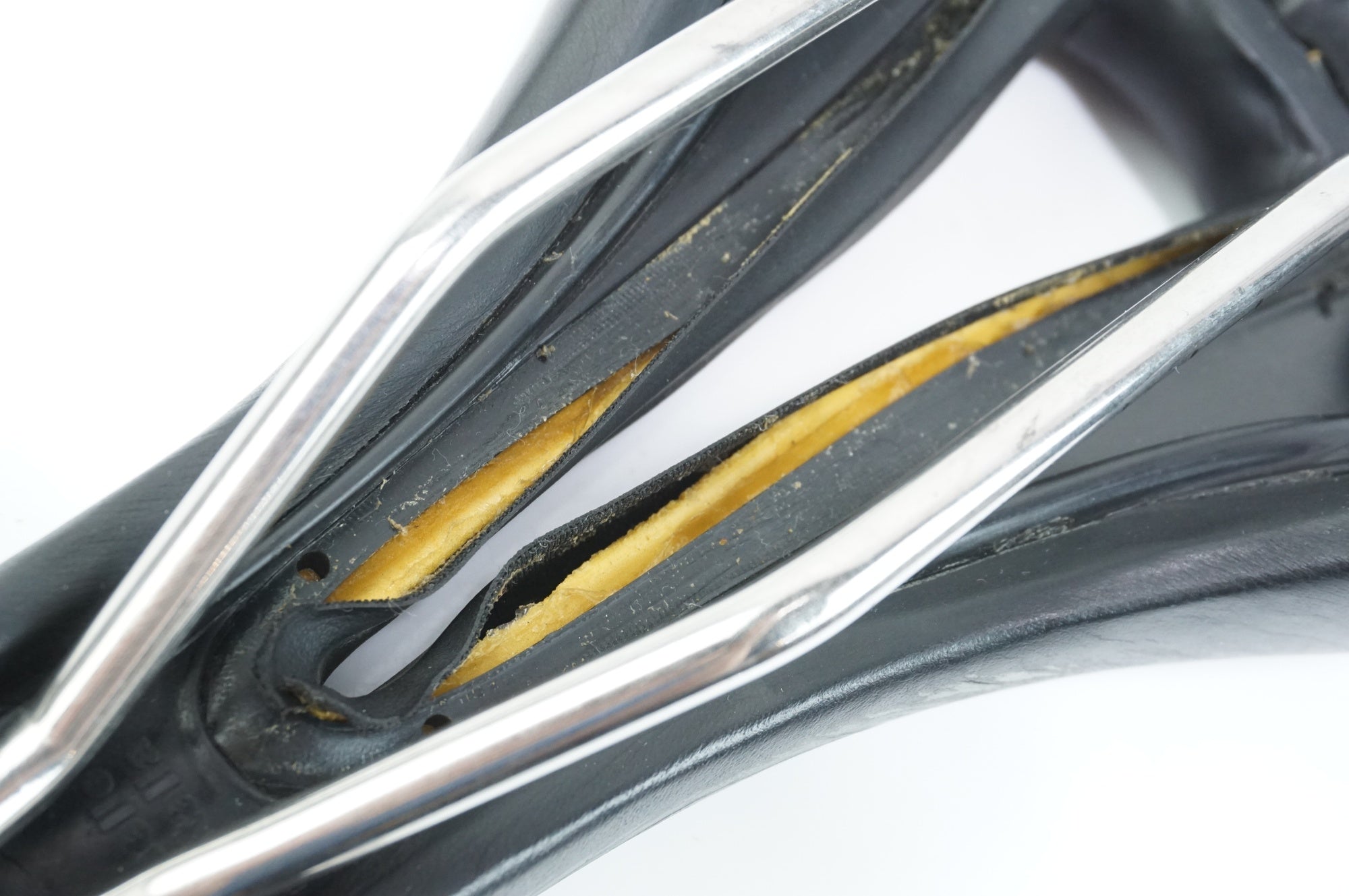 SELLE ITALIA 「セライタリア」 DIVA GEL FLOW サドル / 中目黒店