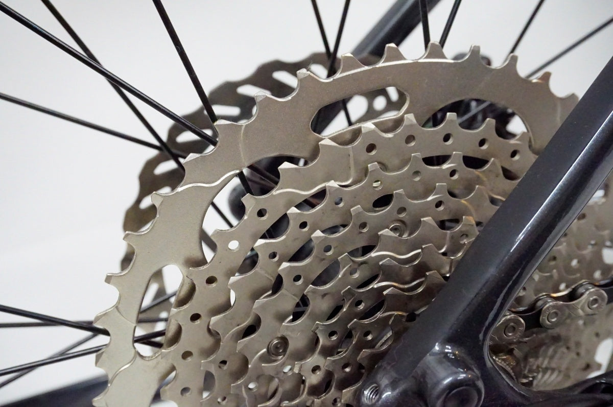 TREK 「トレック」 FX SPORT4 CARBON 2022-2023年モデル クロスバイク TREK 「トレック」 FX SPORT4 CARBON 2022-2023年モデル クロスバイク