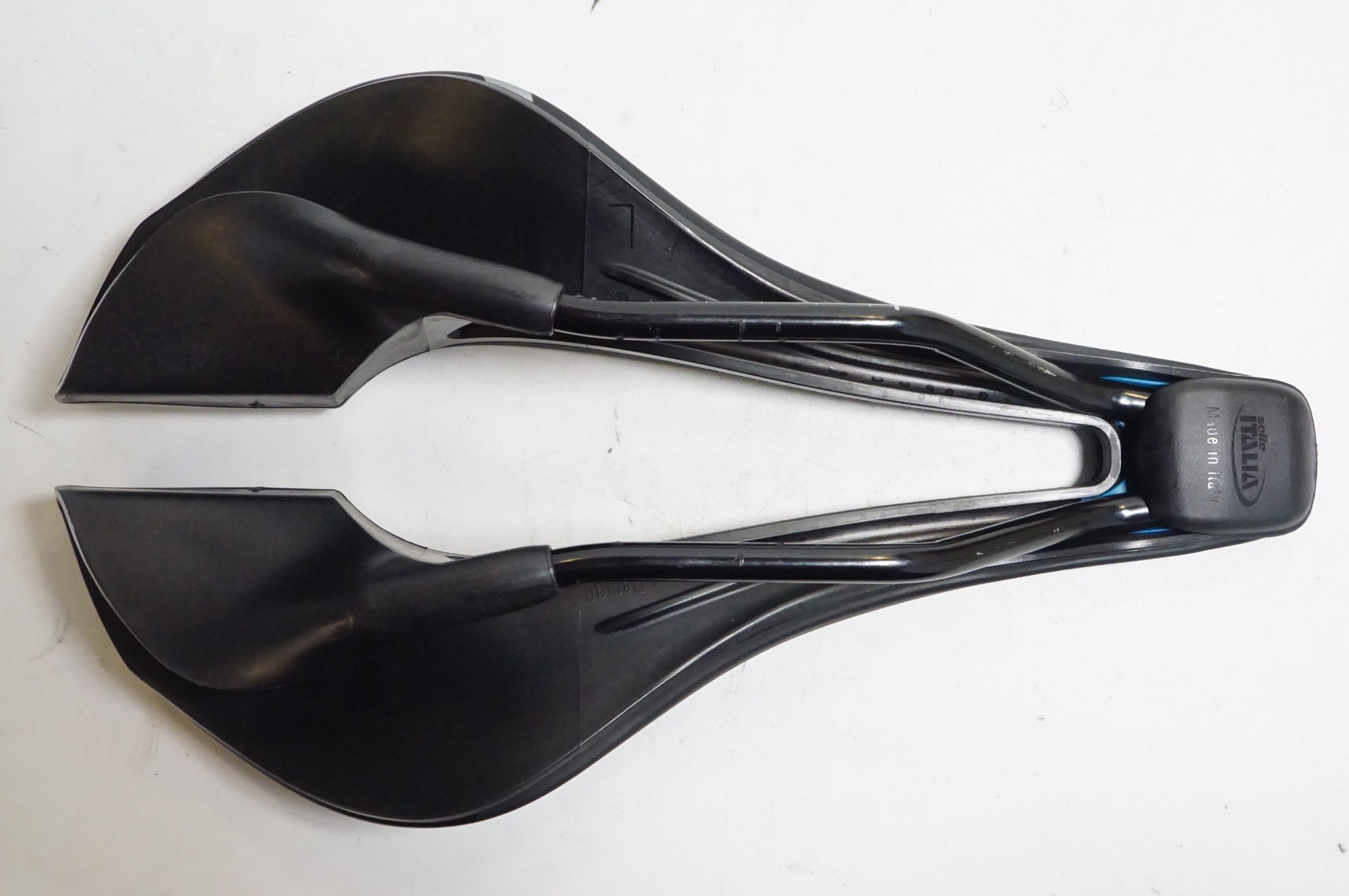 SELLE ITALIA 「セラ イタリア」 SP-01 サドル / 熊谷本店