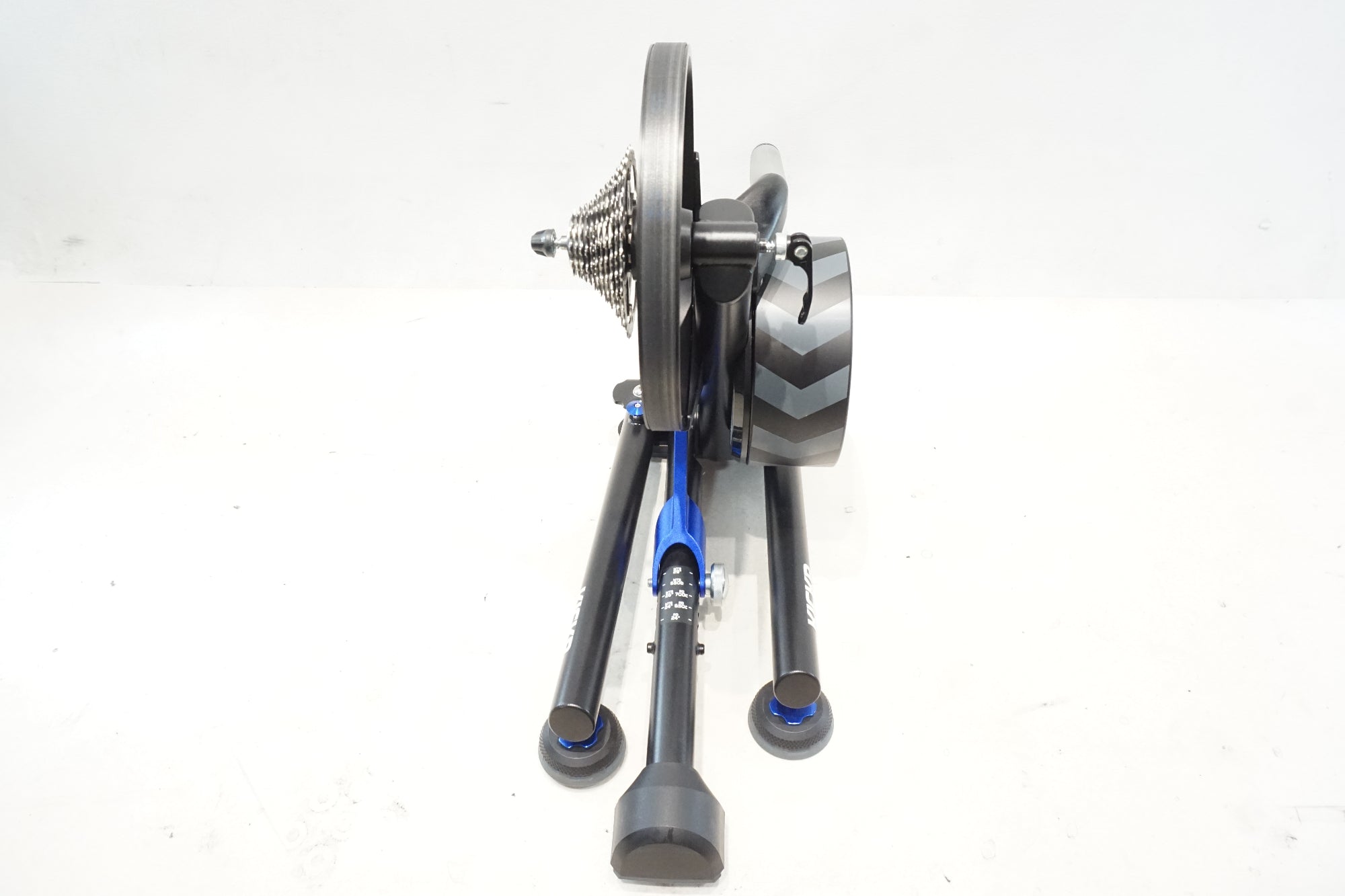 WAHOO 「ワフー」 KICKR V5 サイクルトレーナー / 横浜戸塚店