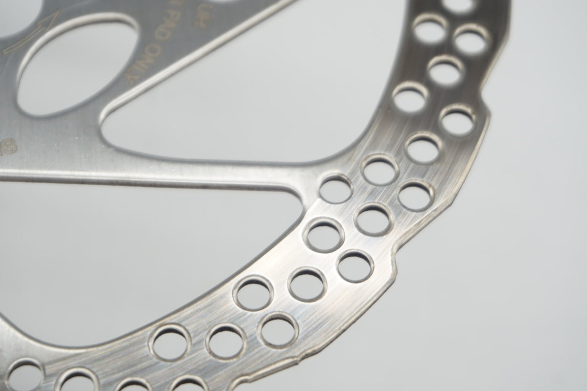 SHIMANO 「シマノ」 SM-RT56-M φ180 ディスクローターセット / 滋賀